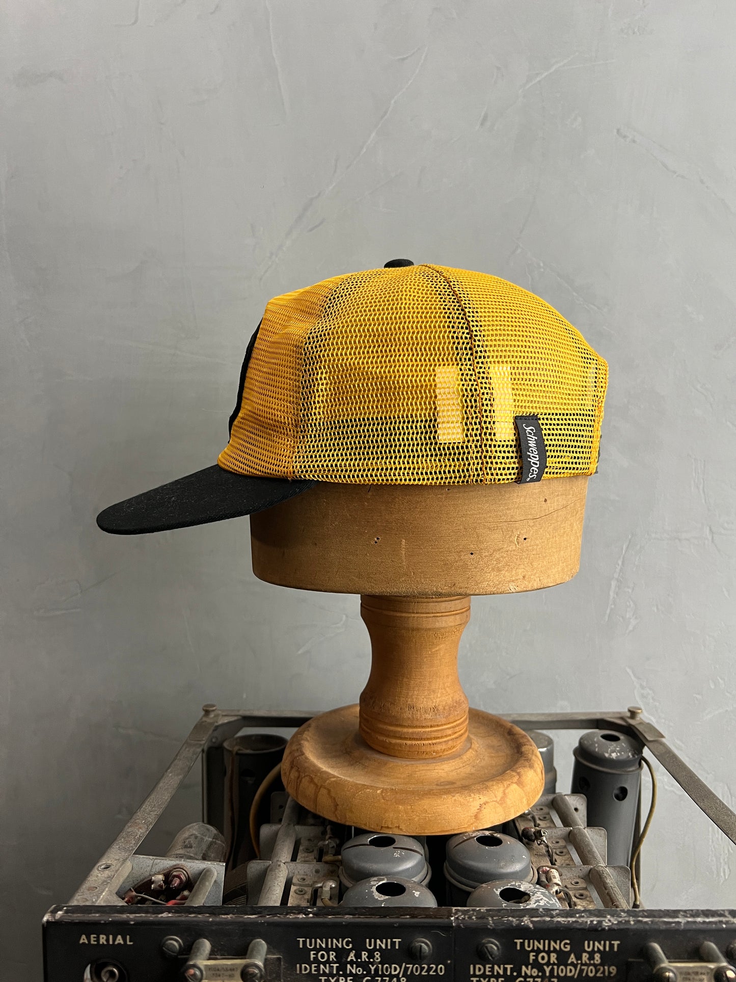 Schweppes Iconic Tonic Full Mesh Cap