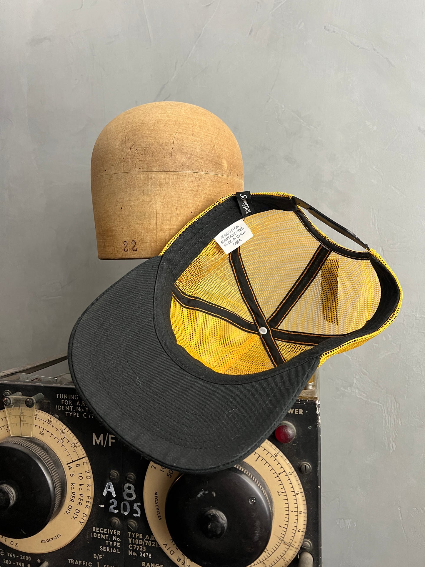 Schweppes Iconic Tonic Full Mesh Cap