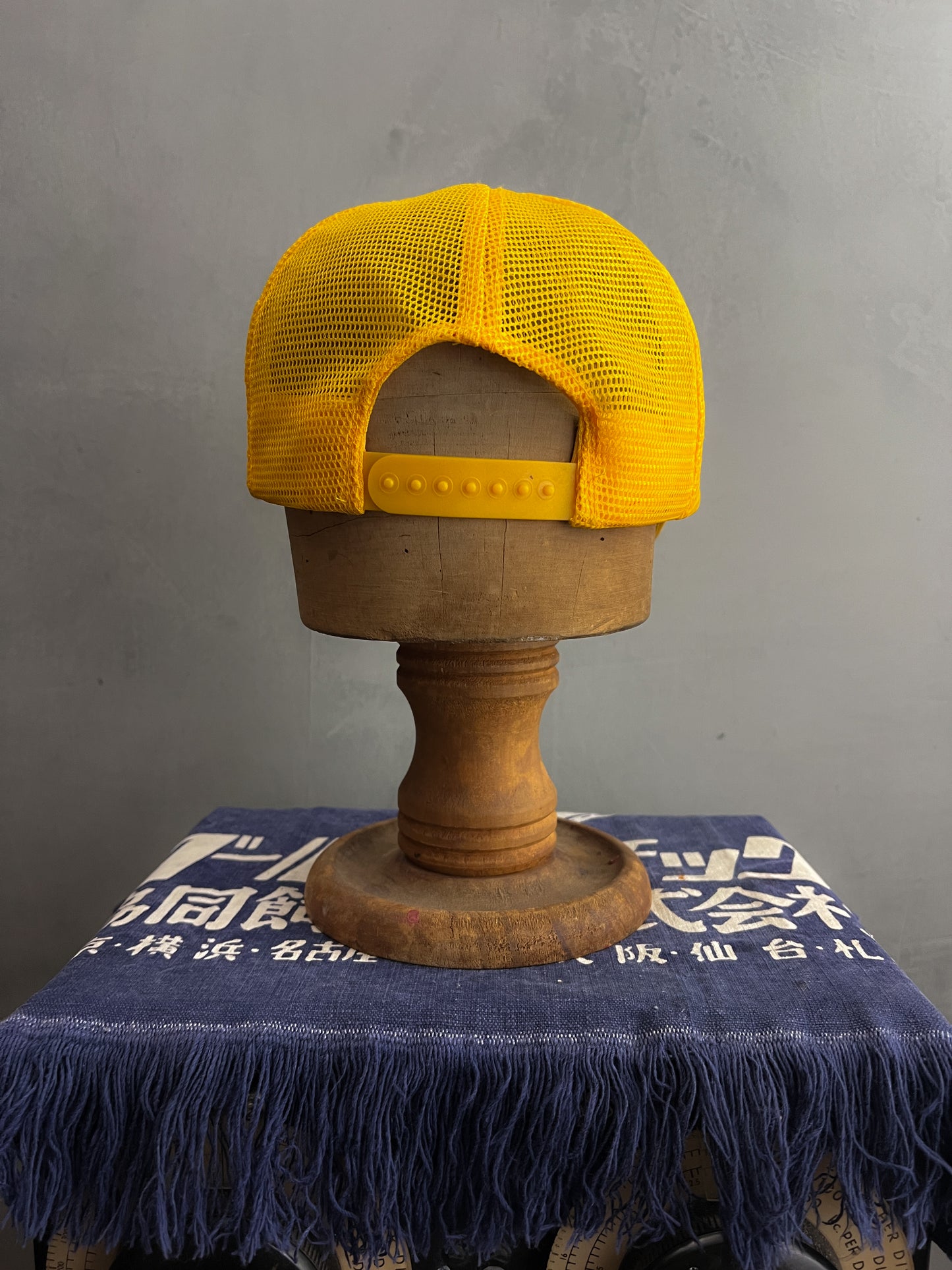 Camel Racing Service Cap