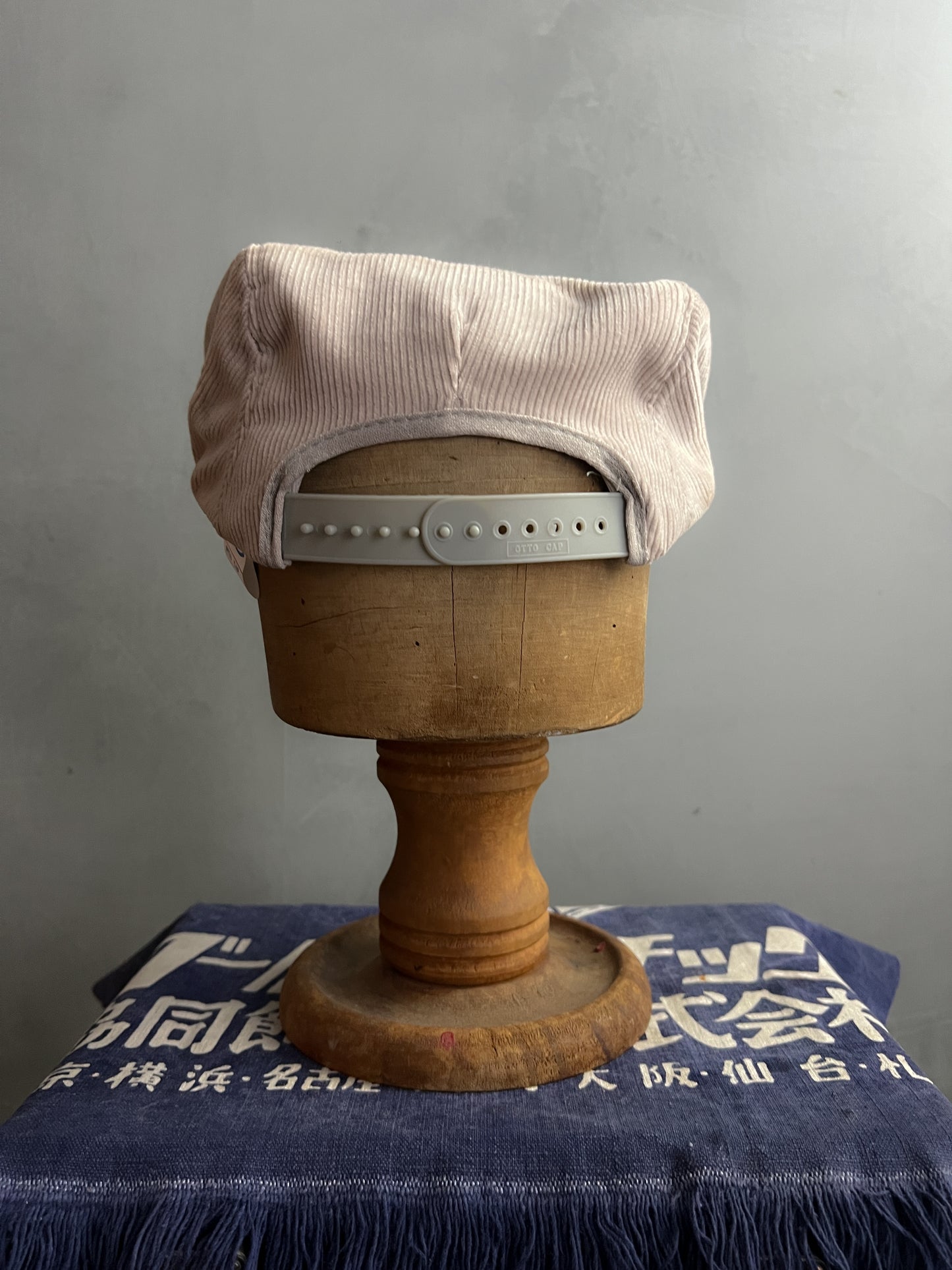 Goodyear Corduroy Cheese Cutter