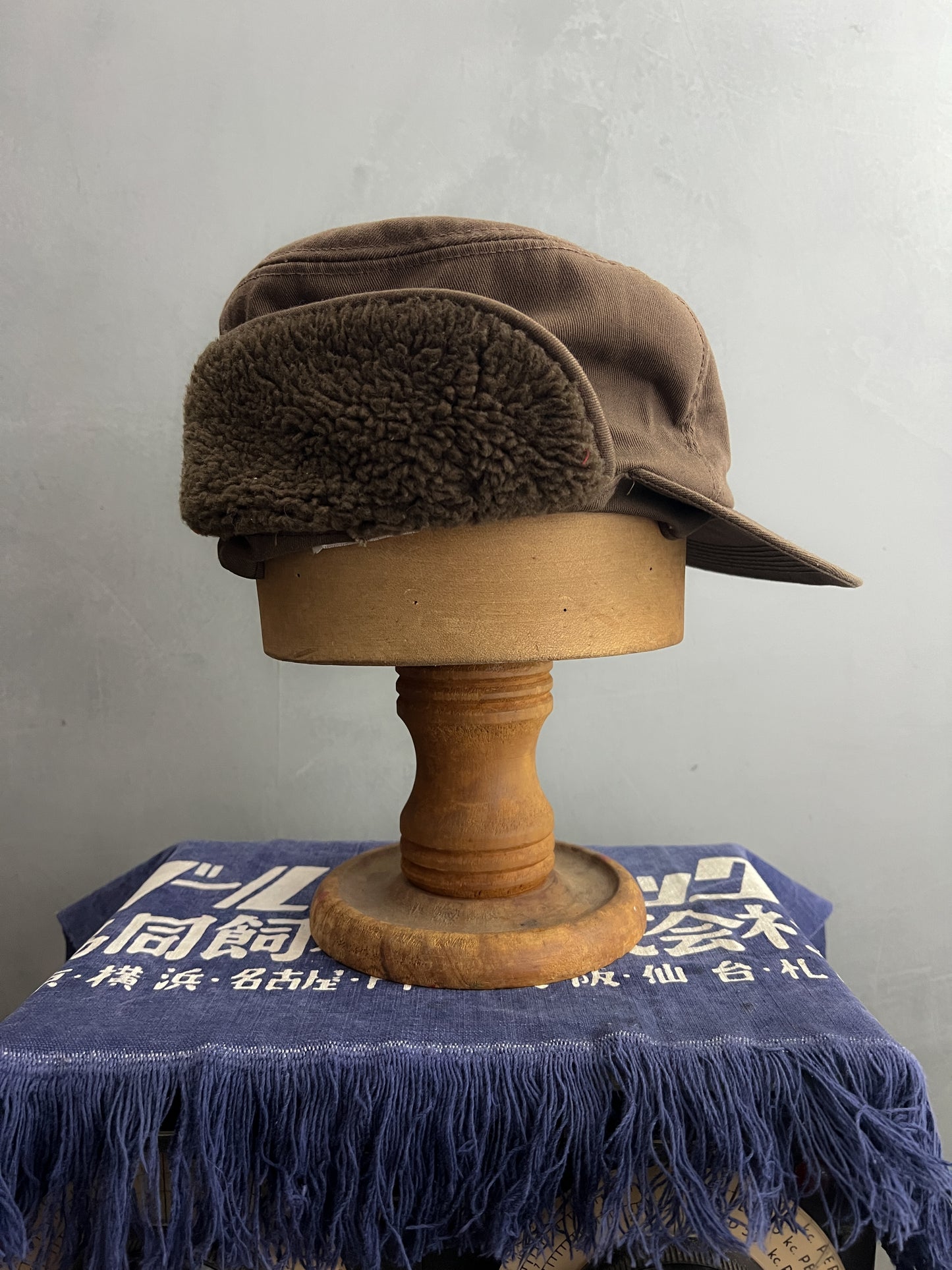 UPS Flap Cap