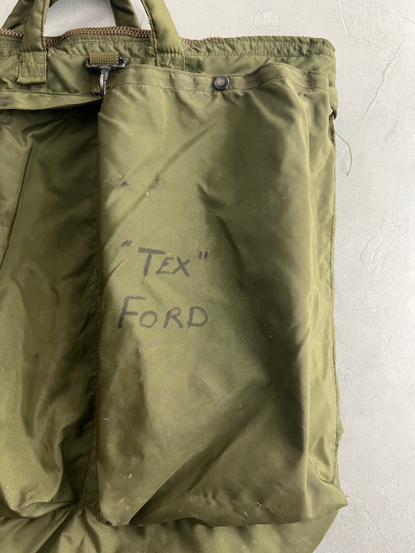 Vietnam Era U.S.M.C. Helmet Bag
