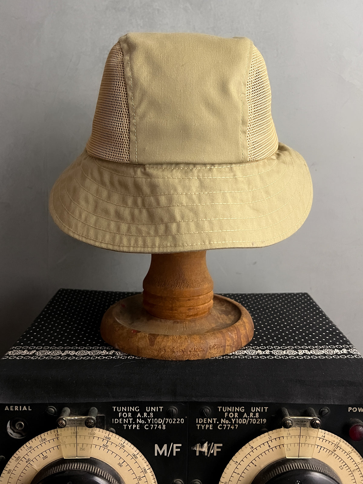Long Bill Salmon Hat