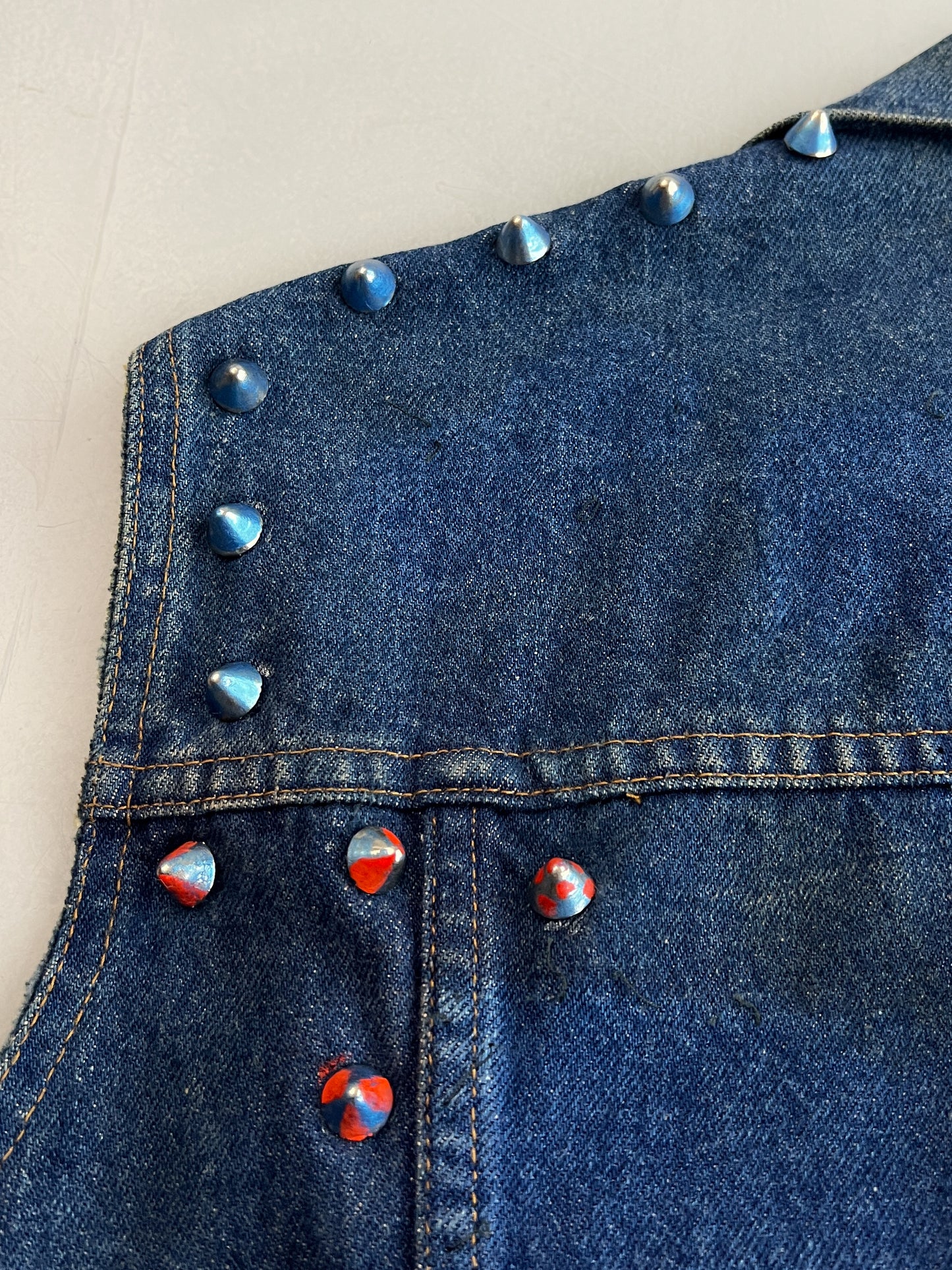 70's/80's Levi's Studded Denim Vest [M]