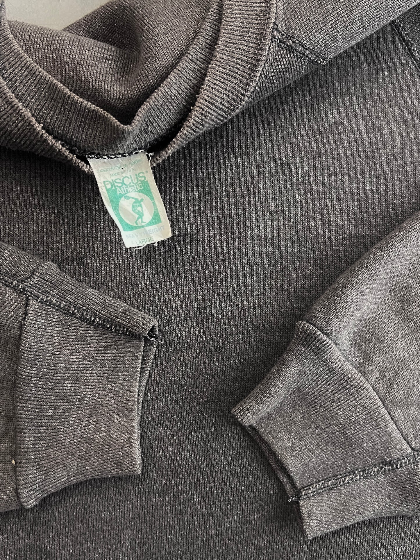 1980's Faded Raglan Sweatshirt [L]