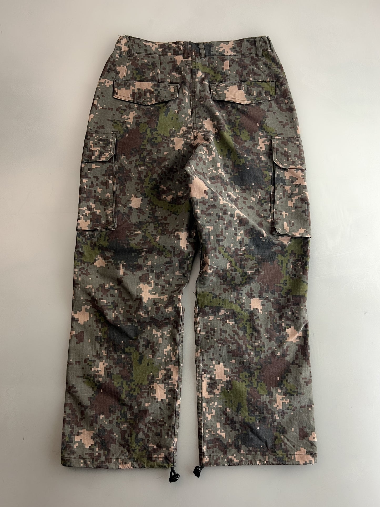 Digi Camo Cargo Pants [28"]