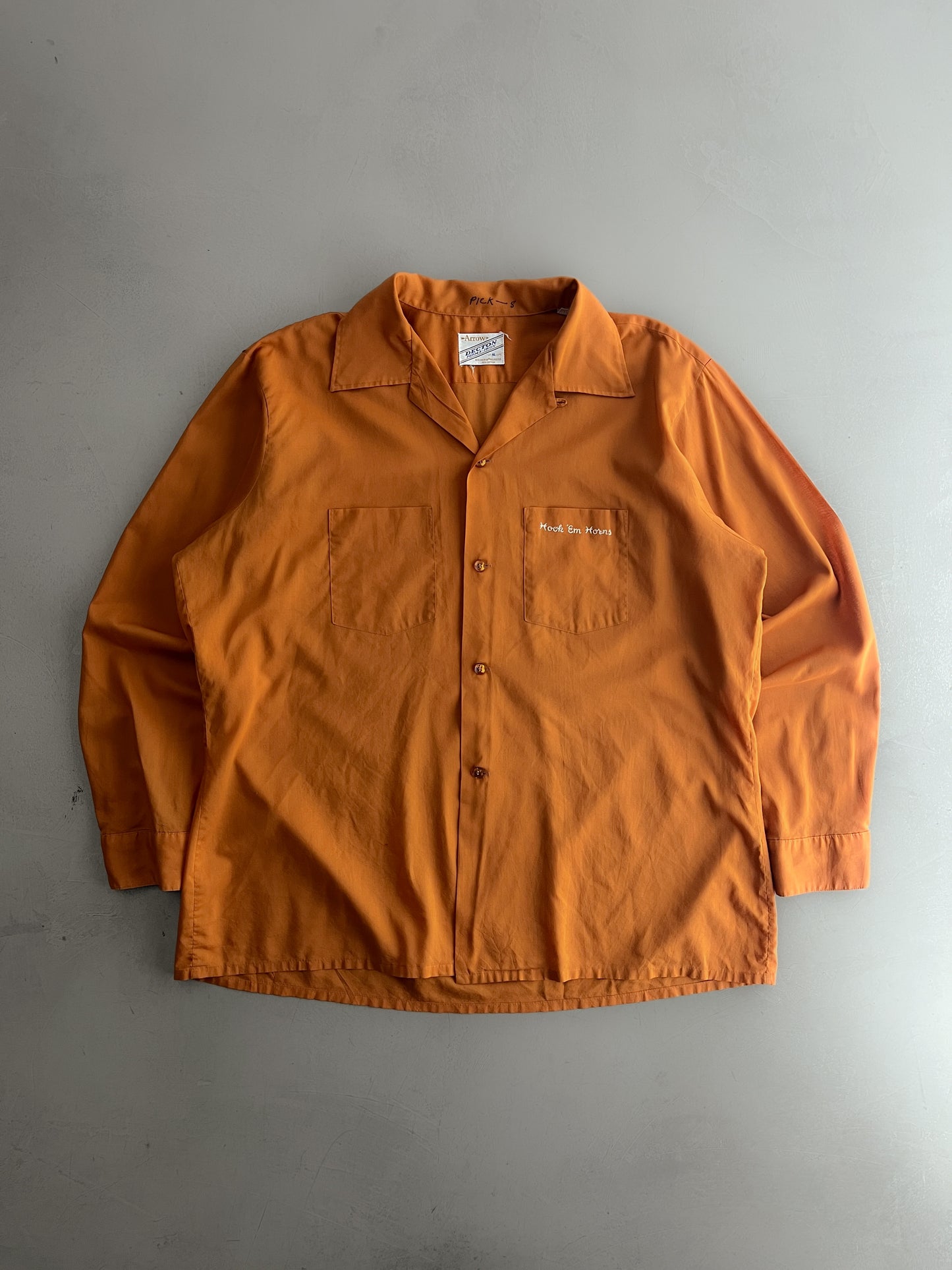 1960's 'Hook Em Horns' Loop Collar Shirt  [XL]
