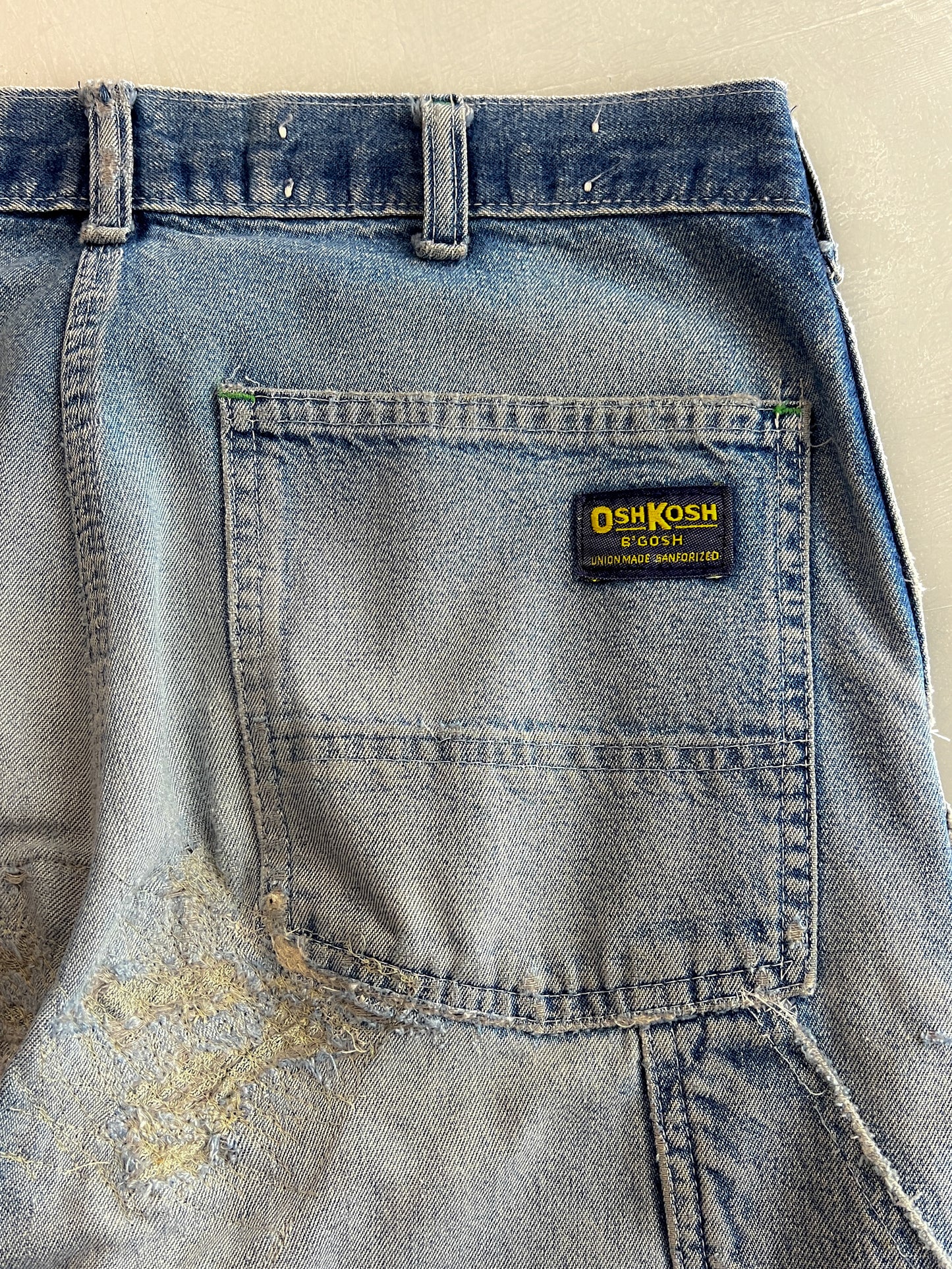 Thrashed 1960's Osh-Kosh Denim Carpenters [32"]