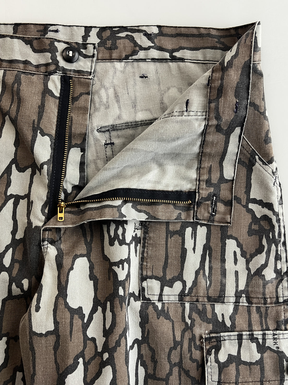 Treebark Cargo Pants [37"]