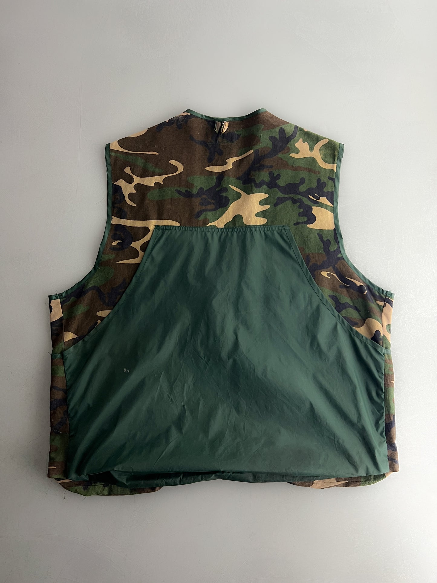 Game Winner Camo Hunting Vest [XL]