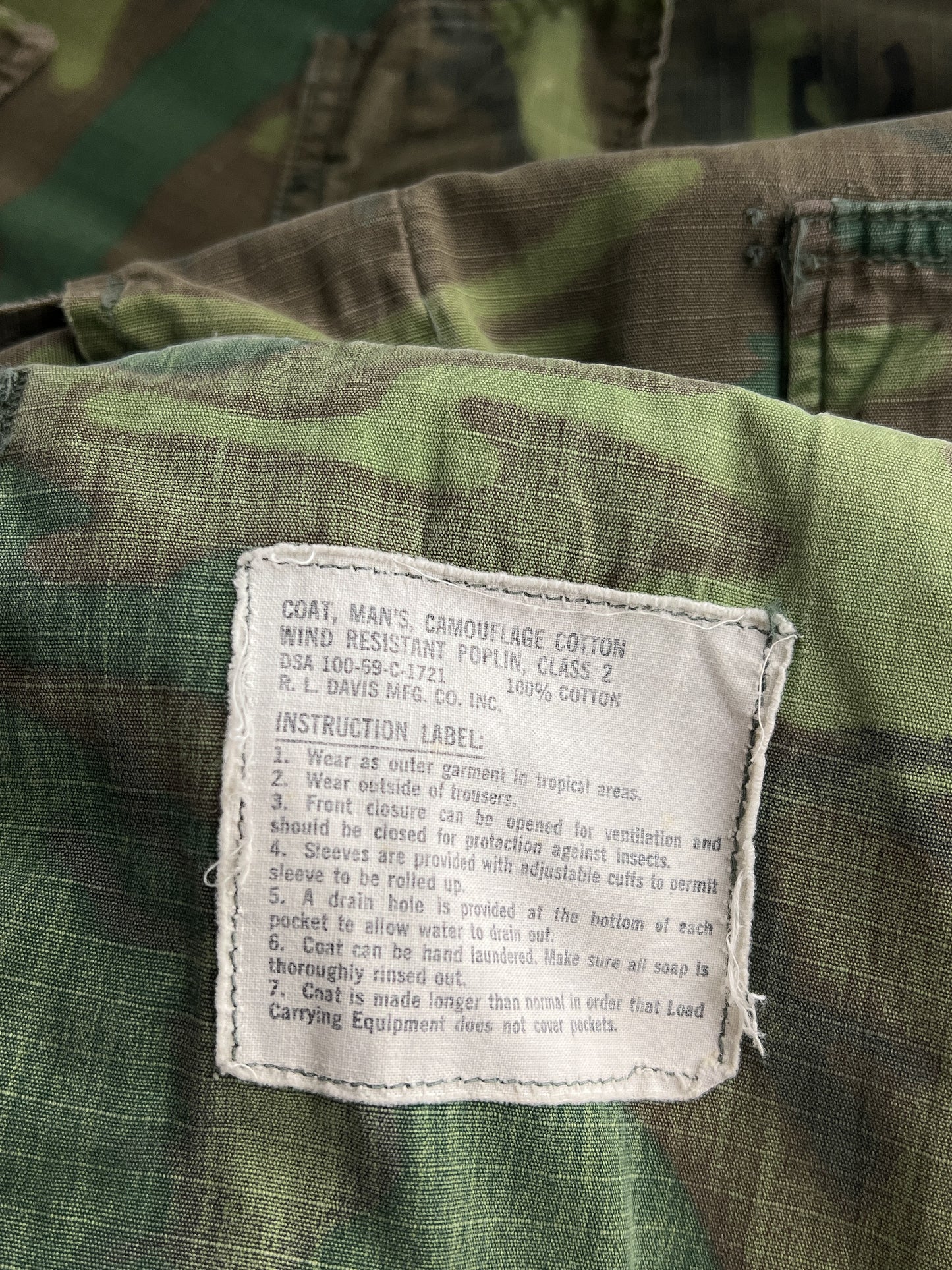 1960’s USMC Jungle Jacket [M/L]