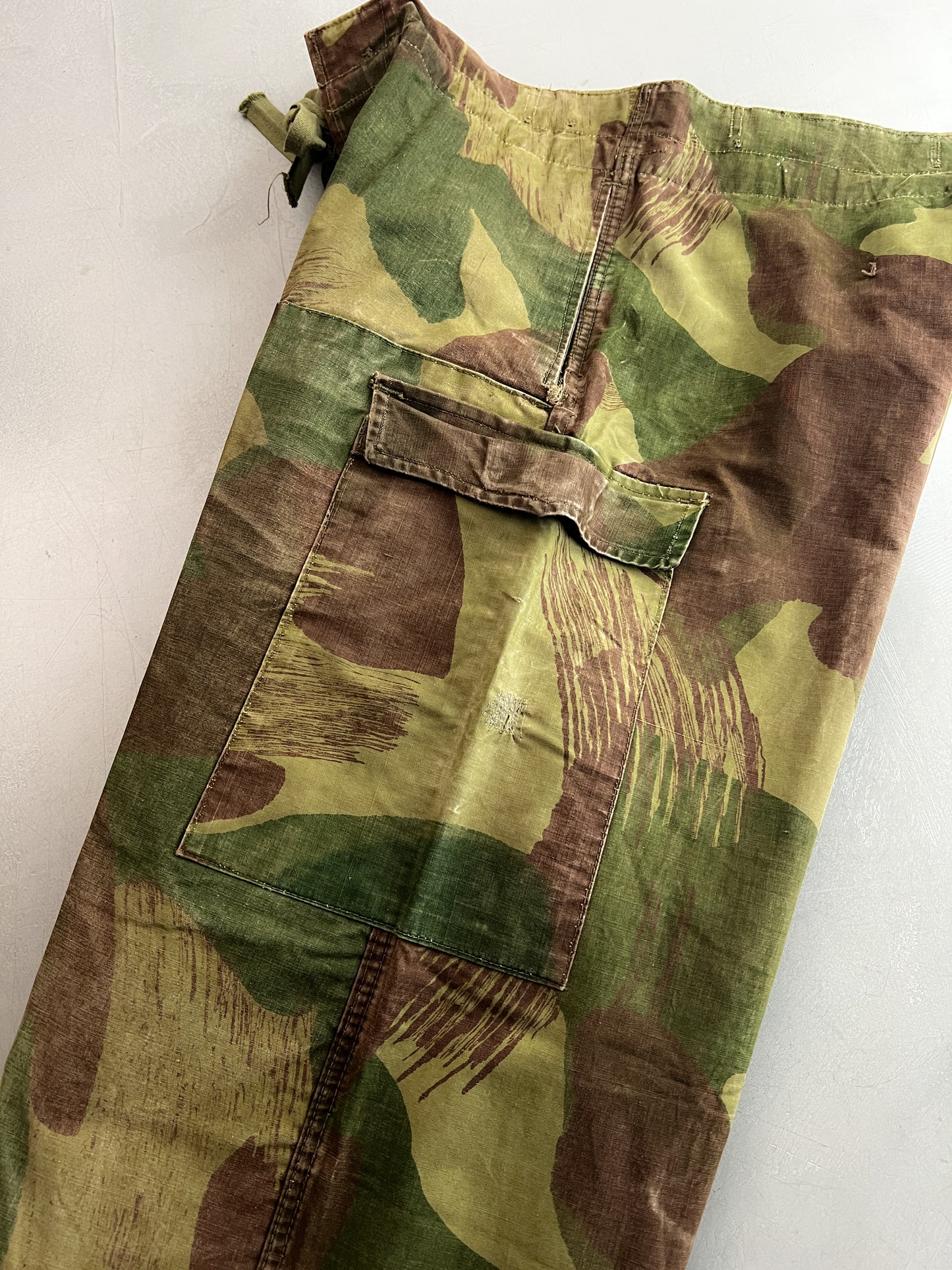 1950's Belgian Brushstroke Camo Pants [34"]