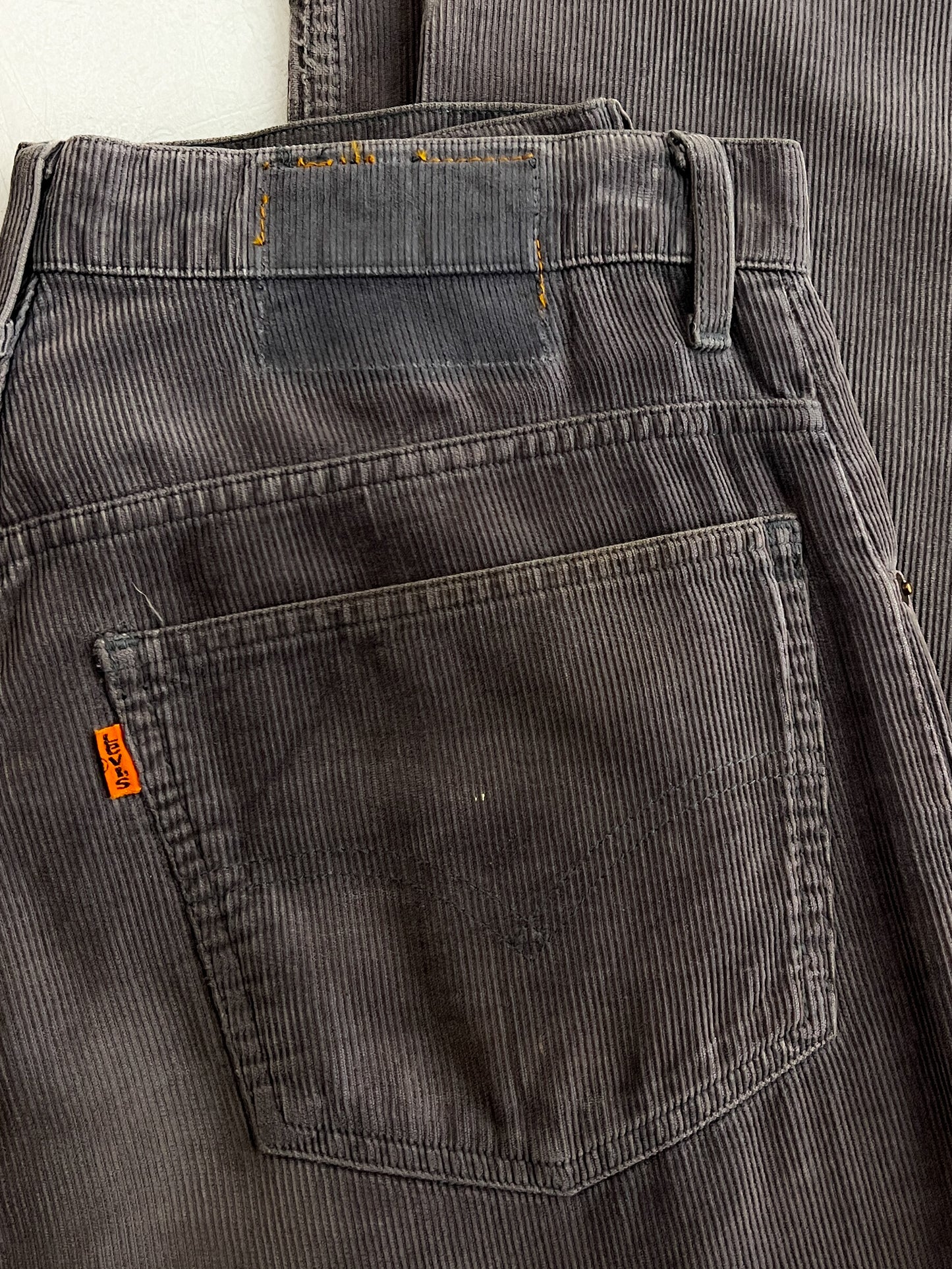 Levi's Orange Tab Corduroy Pants [31"]