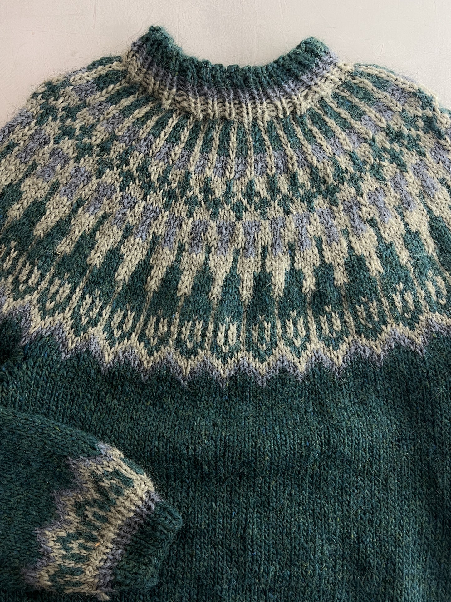 Nordic Fair Isle Yoke Knit Sweater [L/XL]