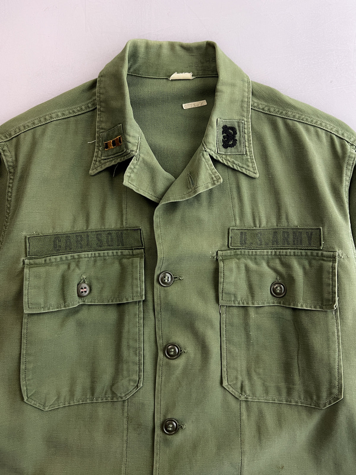 1960’s U.S. Army OG-107 Utility Shirt w 196th Infantry Brigade [M/L]