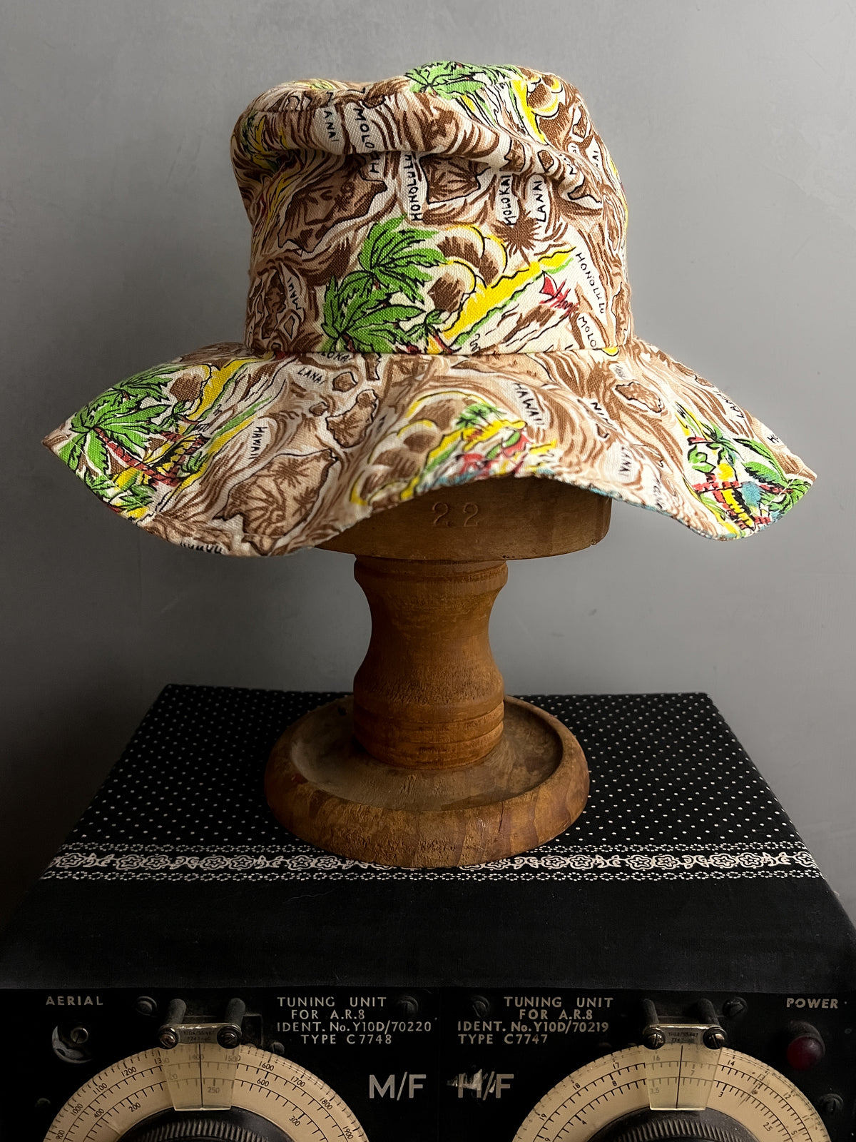 1970's Union Made Hawaii Holiday Hat