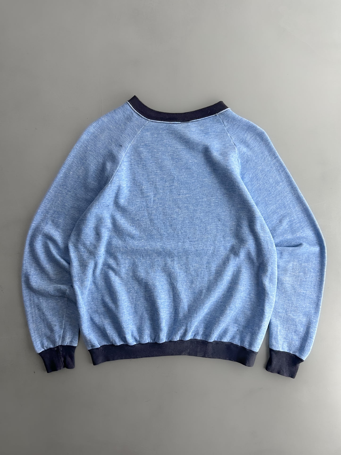 1970’s 2-Tone Las Vegas Hilton Raglan Sweatshirt [M]