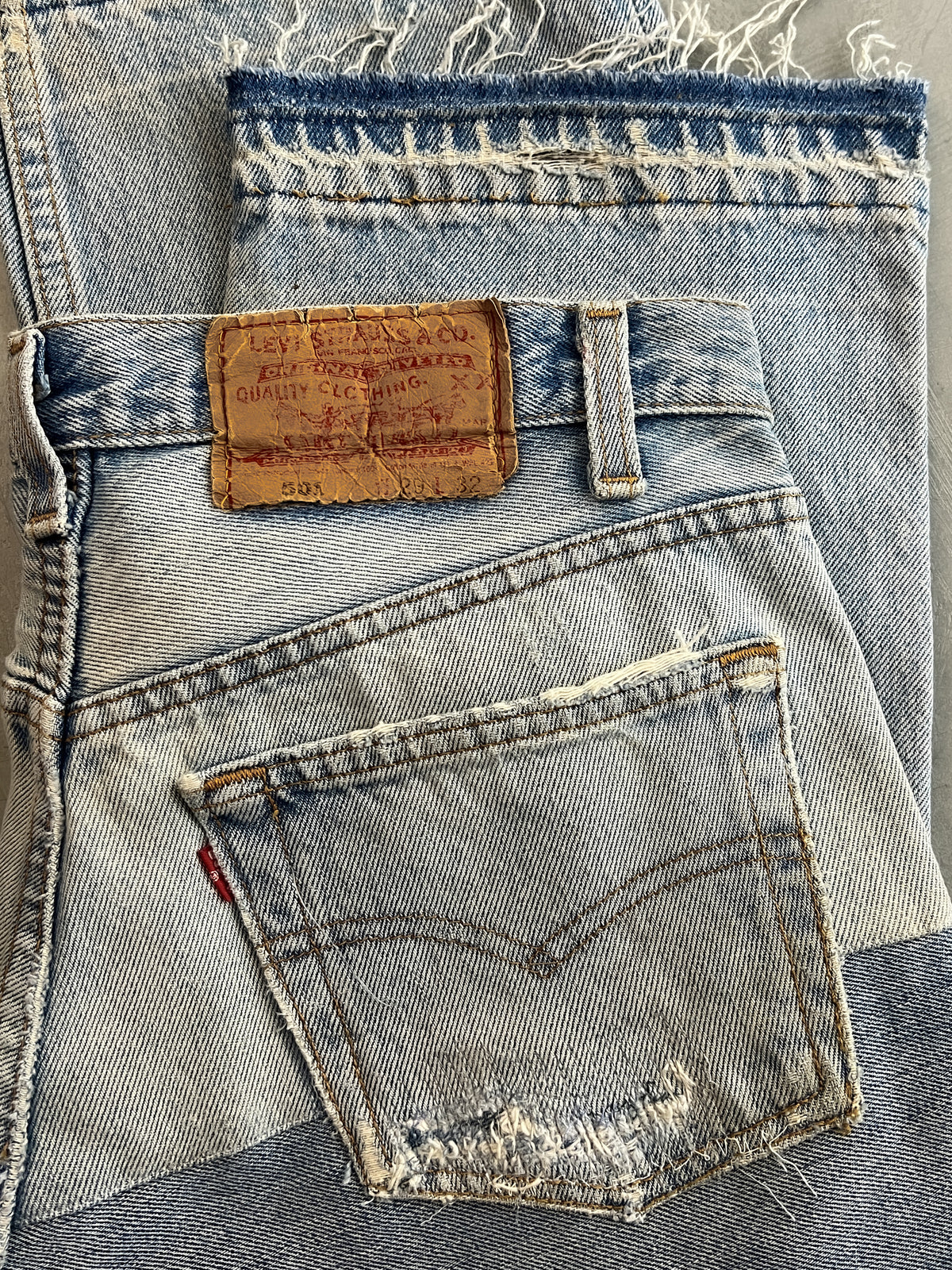 Thrashed Made in USA Levi's 501's [29"]