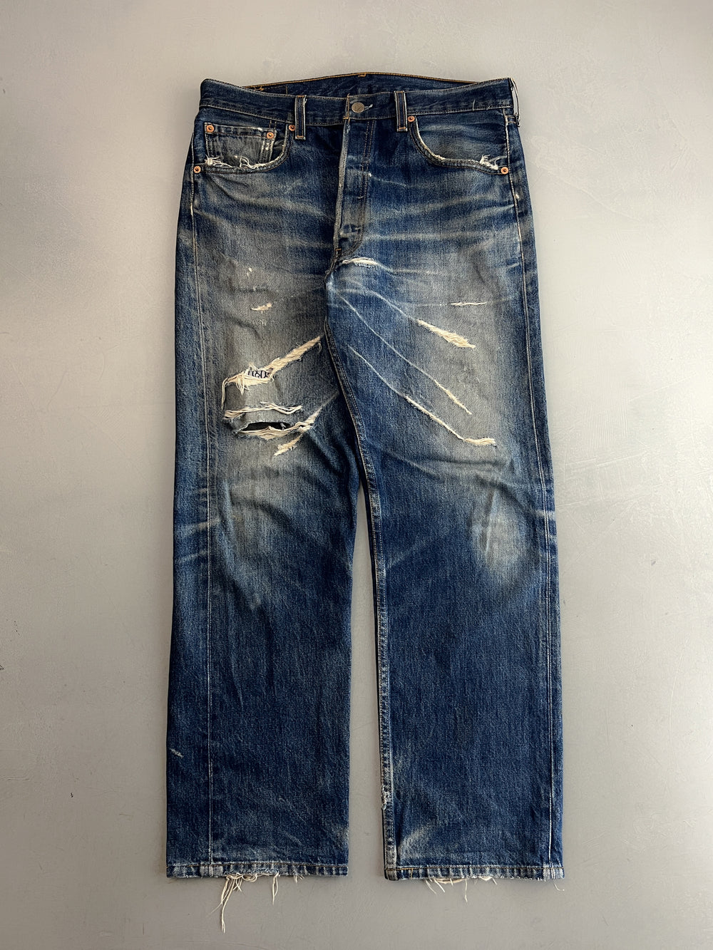 Thrashed Made in USA Levi's 501XX's [33"]