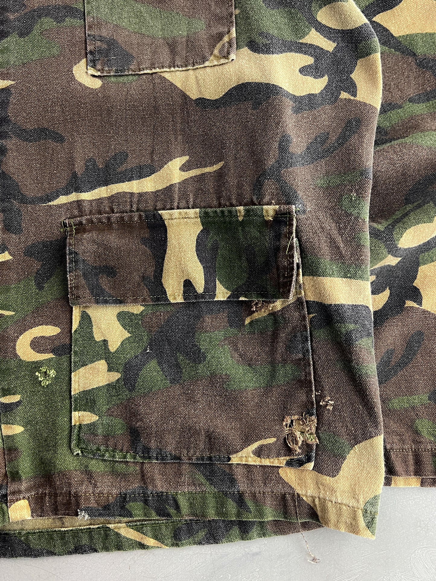 Boxy Fit Faded Camo Shirt [L]