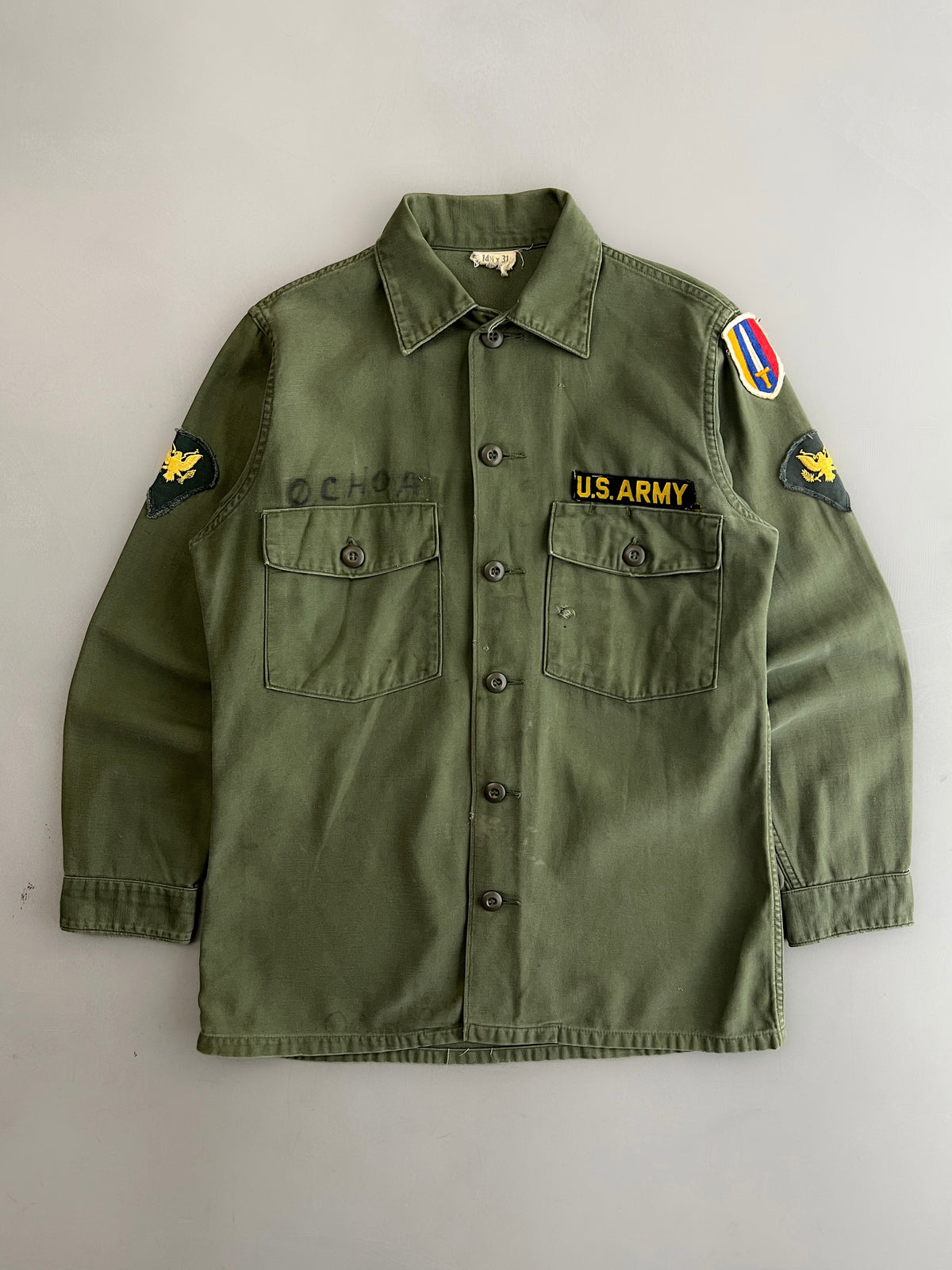 1960s U.S. Army OG-107 Utility Shirt w 196th Infantry Brigade
[M]