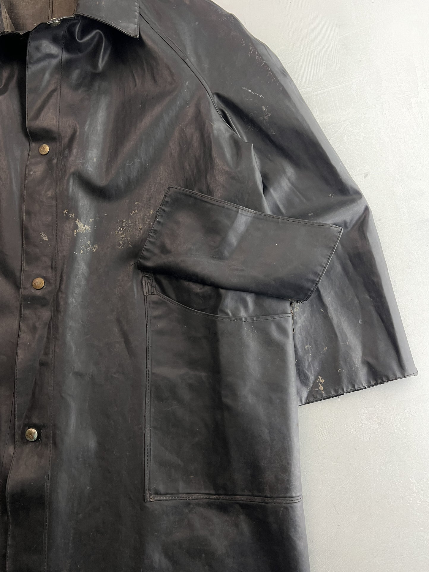 Rubberised Aus Made Raincoat [L]