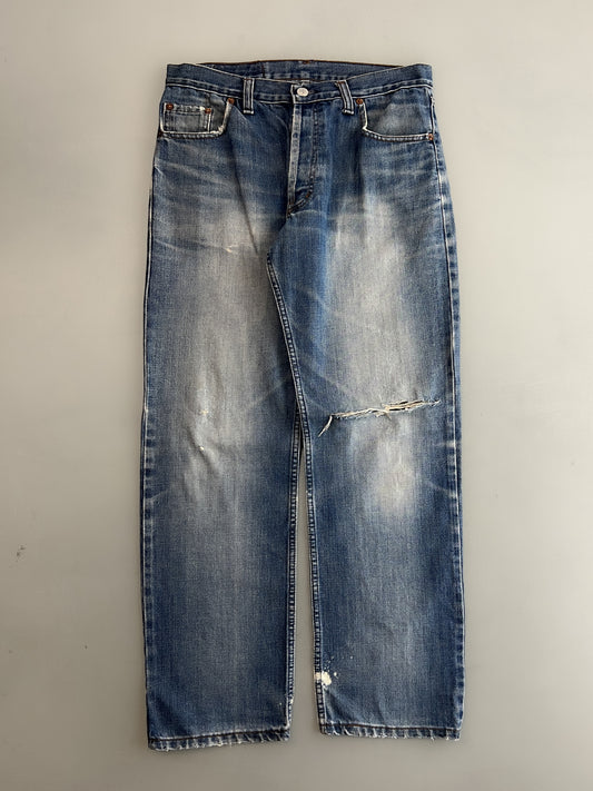 Thrashed Made in USA Levi's 501's [30"]