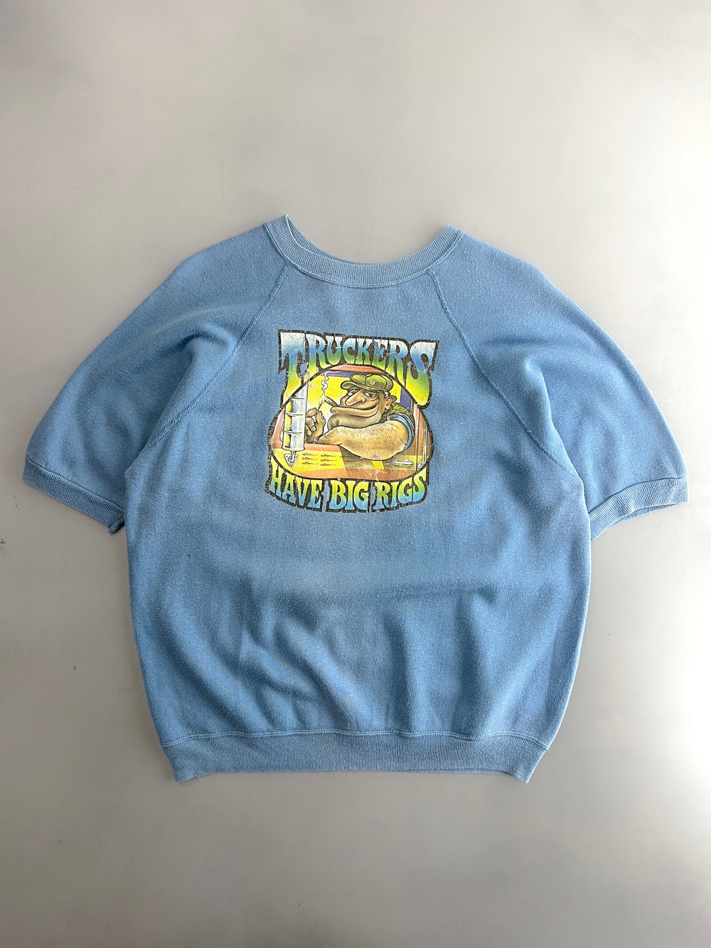 1980's Truckers Have Big Rigs Short Sleeve Sweatshirt [L/XL]