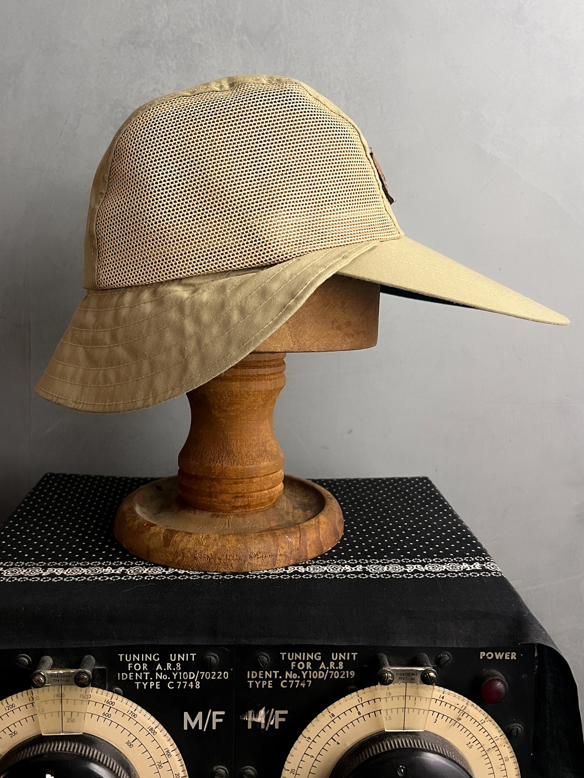 Long Bill Salmon Hat