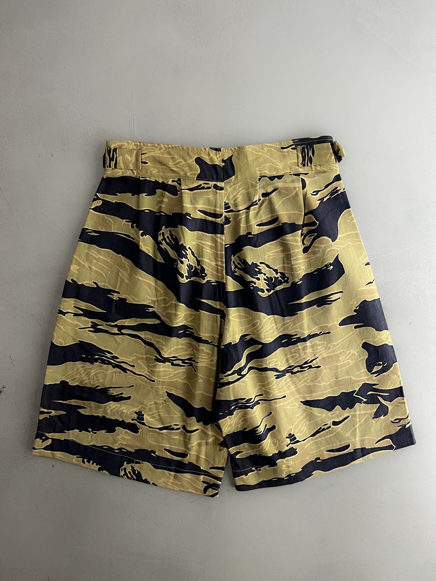 Pleated Tiger Camo Shorts [34”]