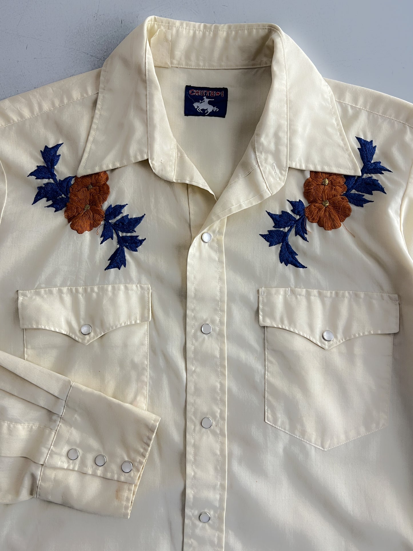Embroidered Western Pearl Snap Shirt [M]