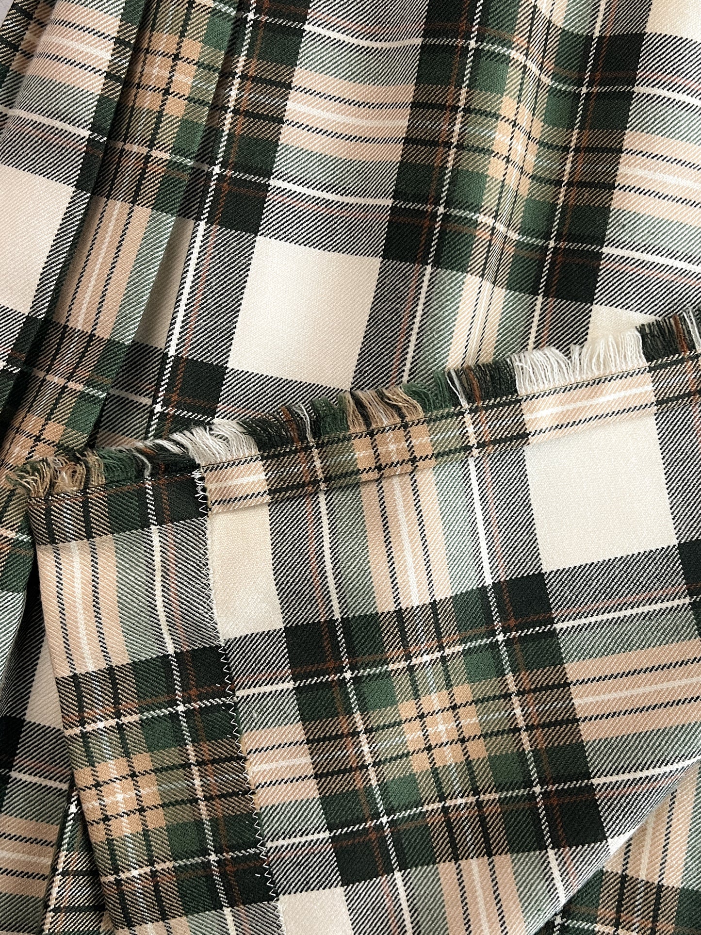 British Wool Kilt [27']