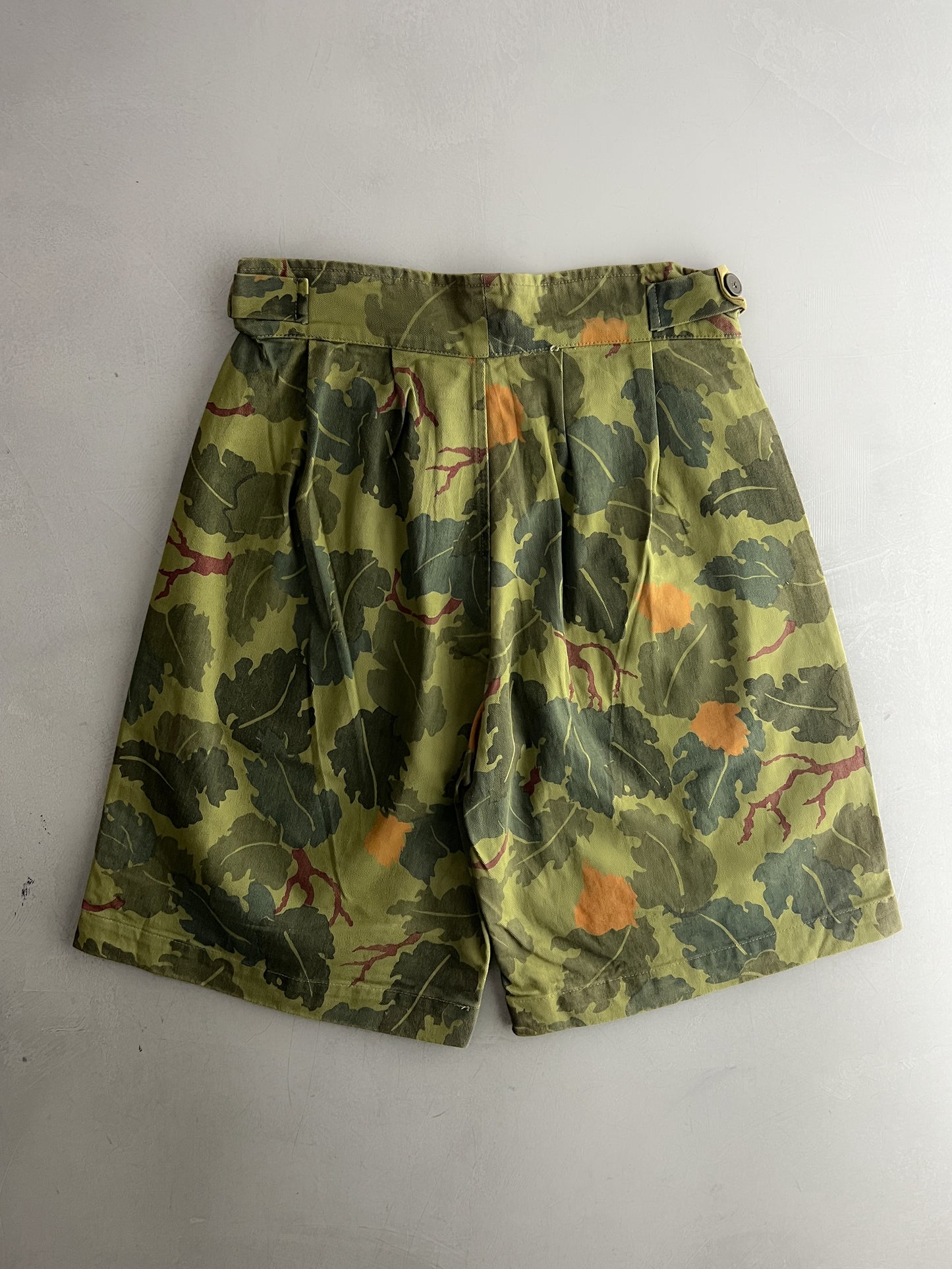 Pleated Mitchell Camo Shorts [34”]