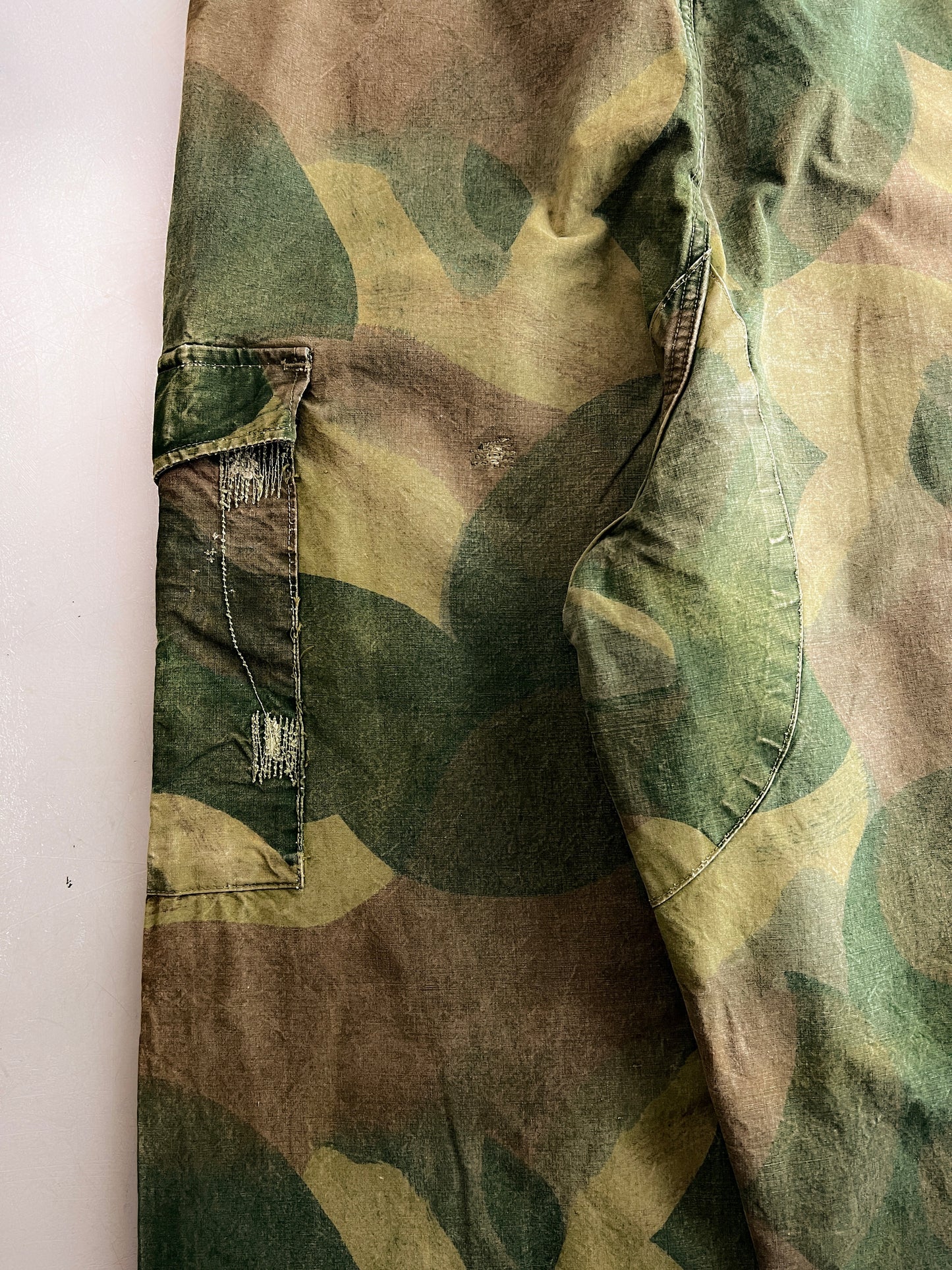 1950's Belgian Brushstroke Camo Pants [34"]