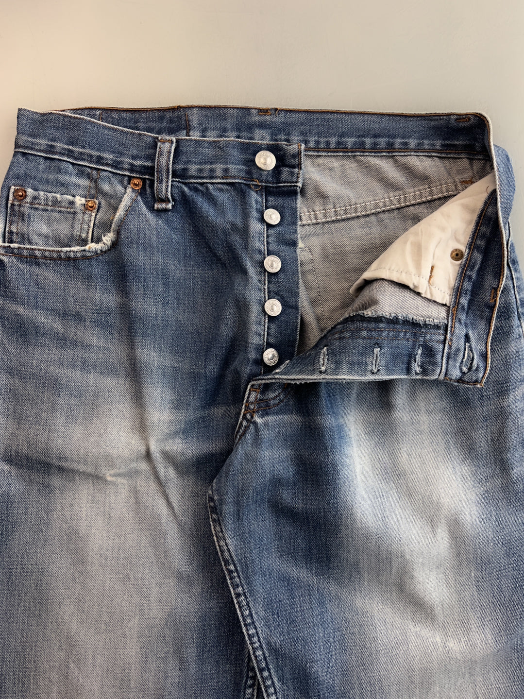 Thrashed Made in USA Levi's 501's [30"]