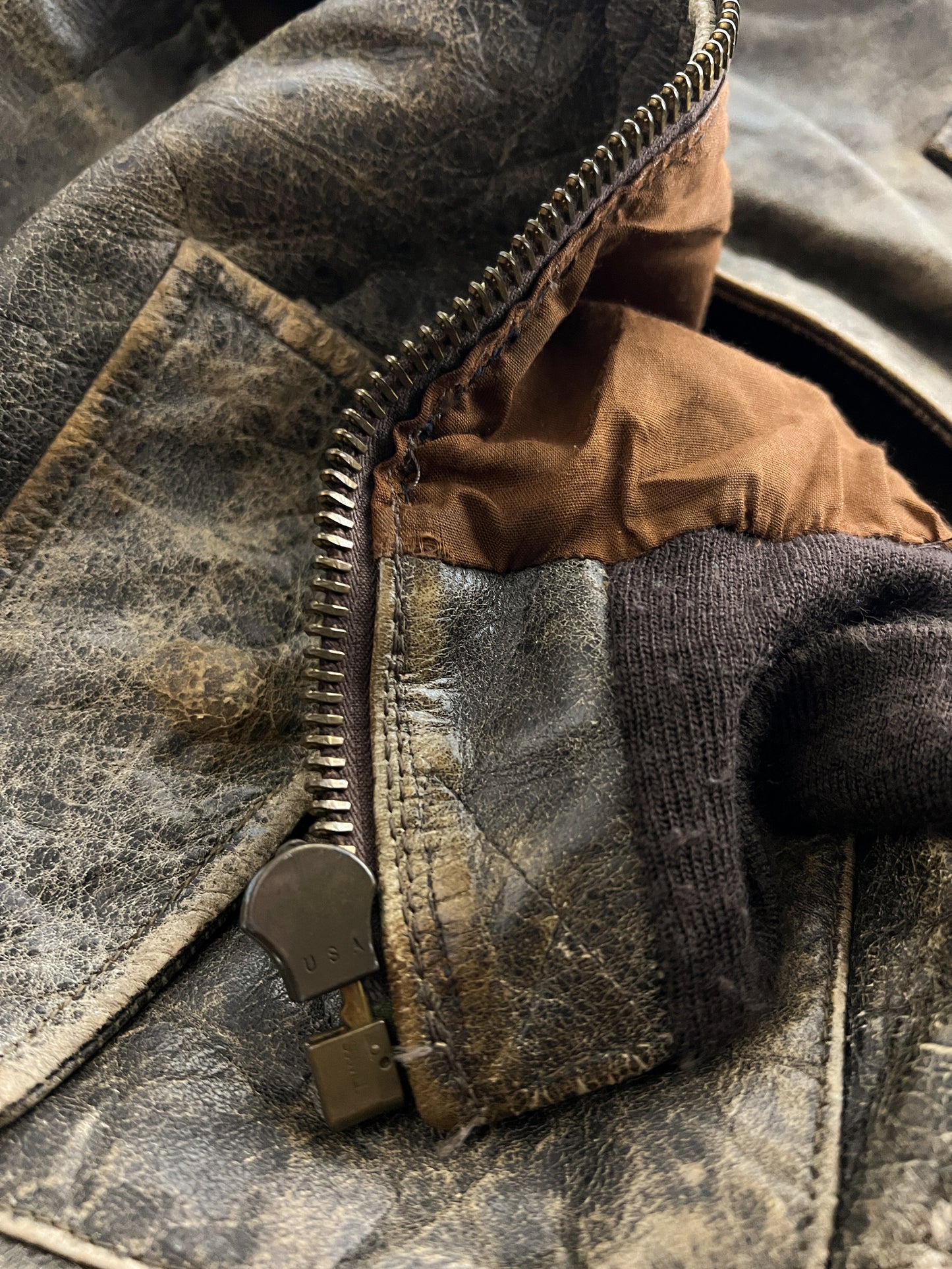 Avirex A-2 Flight Jacket [L]