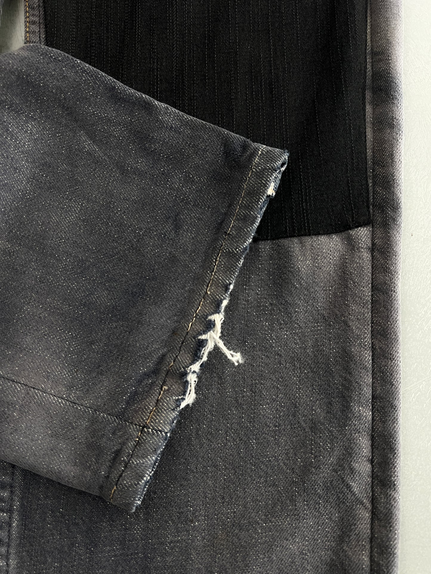 Levis 501’s w Nice Repairs [28"]