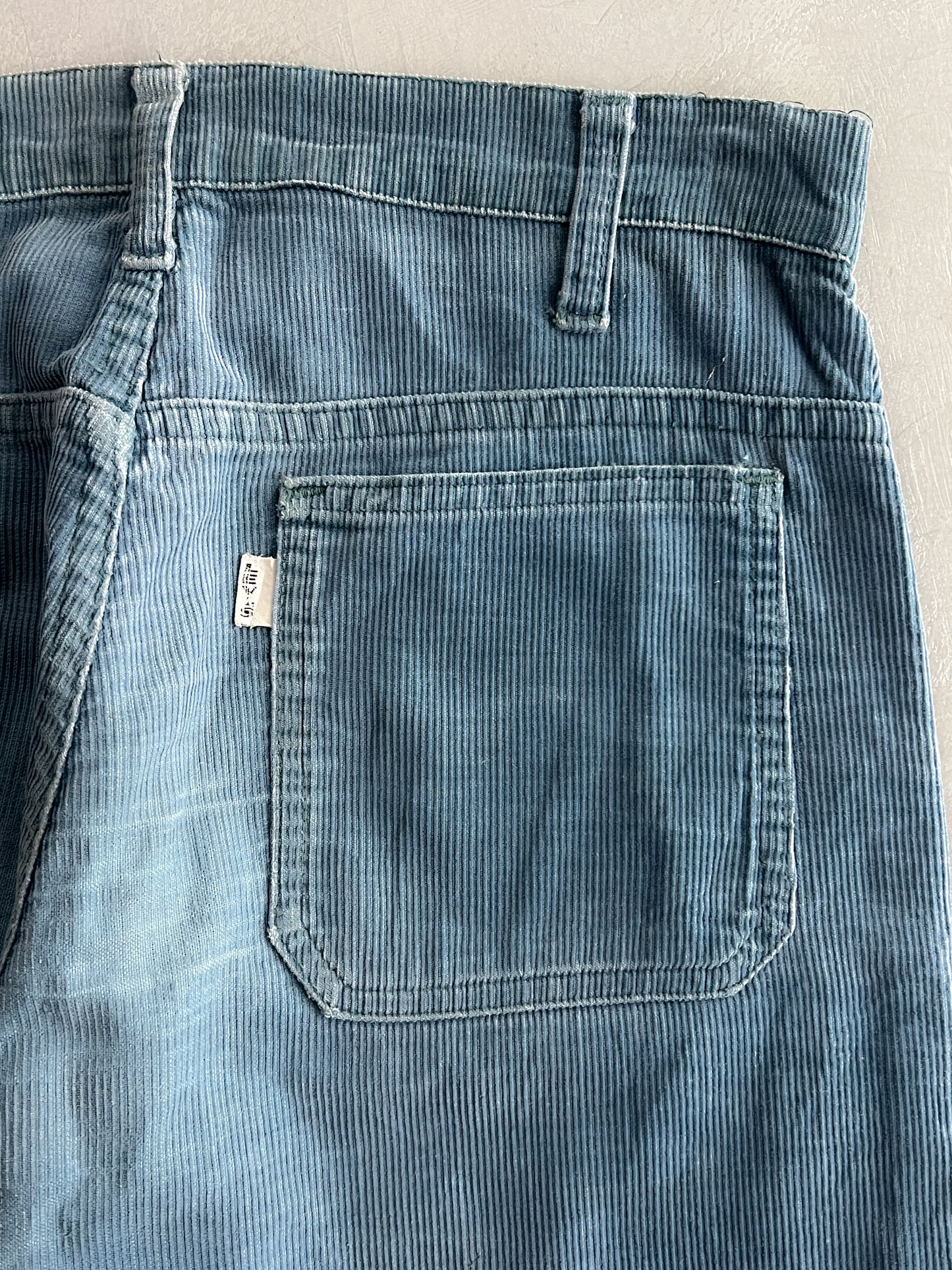 1970's Levi's Big E Cord Flare [29"]