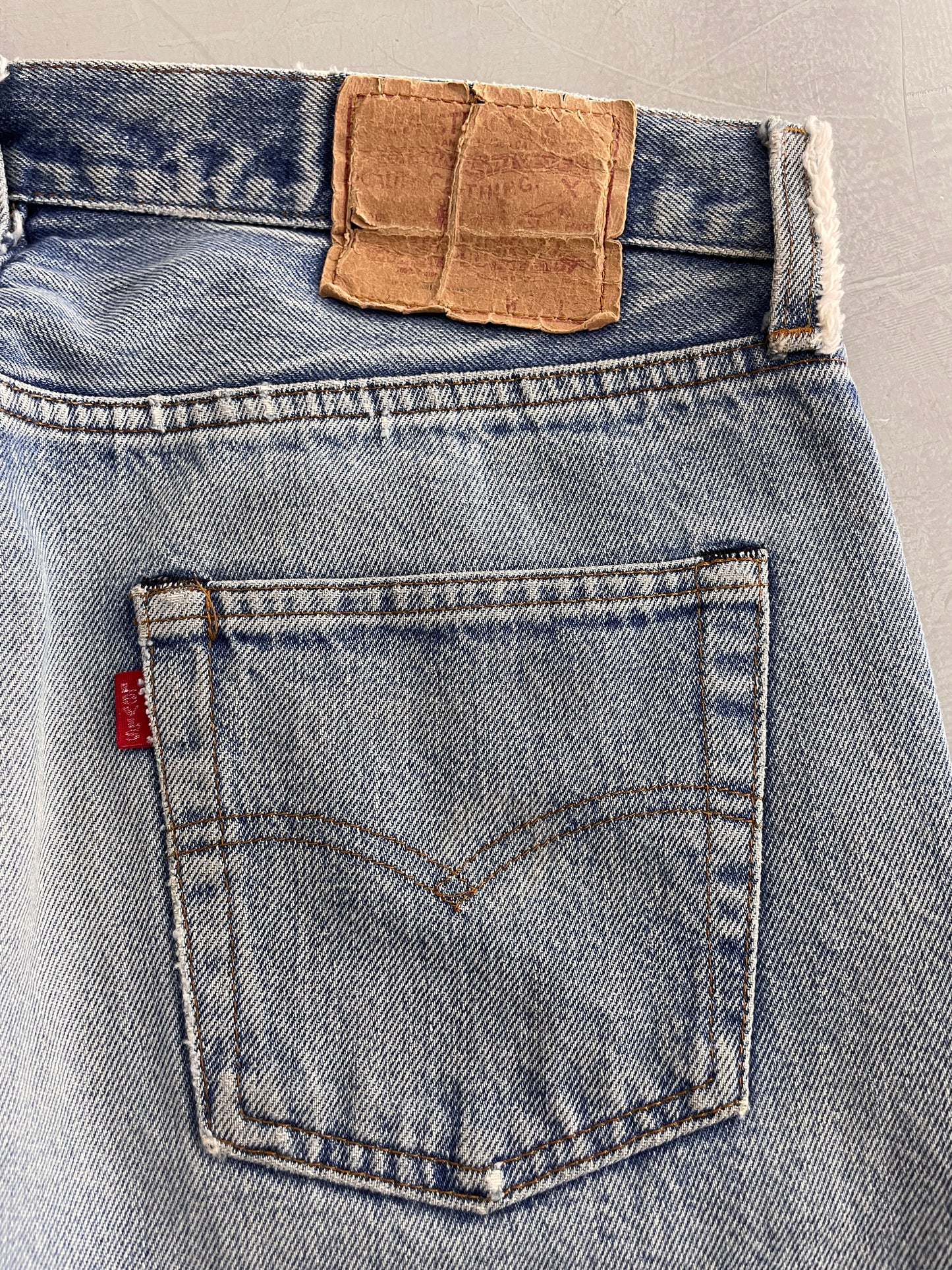 Made in USA Levi's 501's [34"]