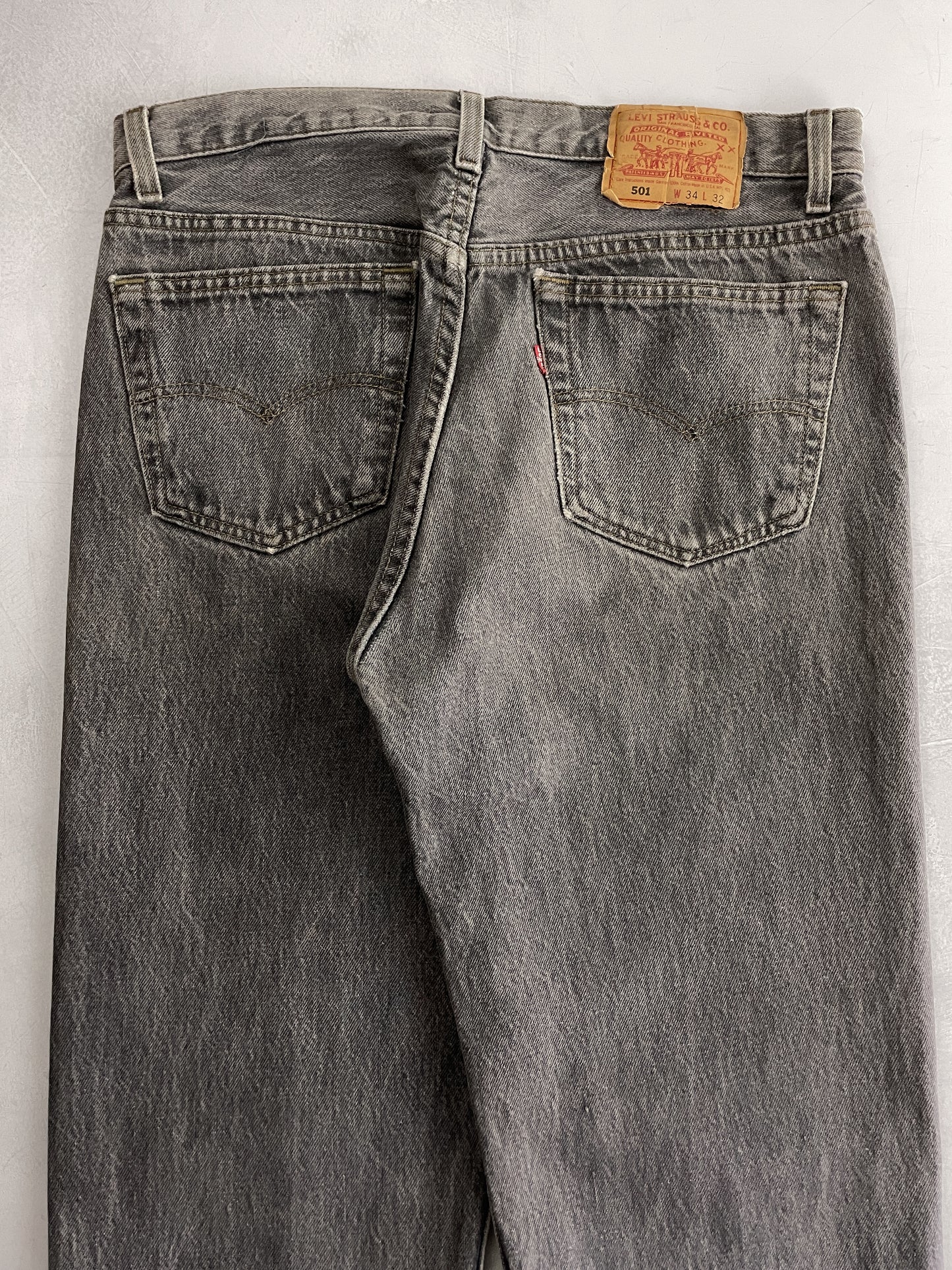 Made in USA Levi's 501's [32"]