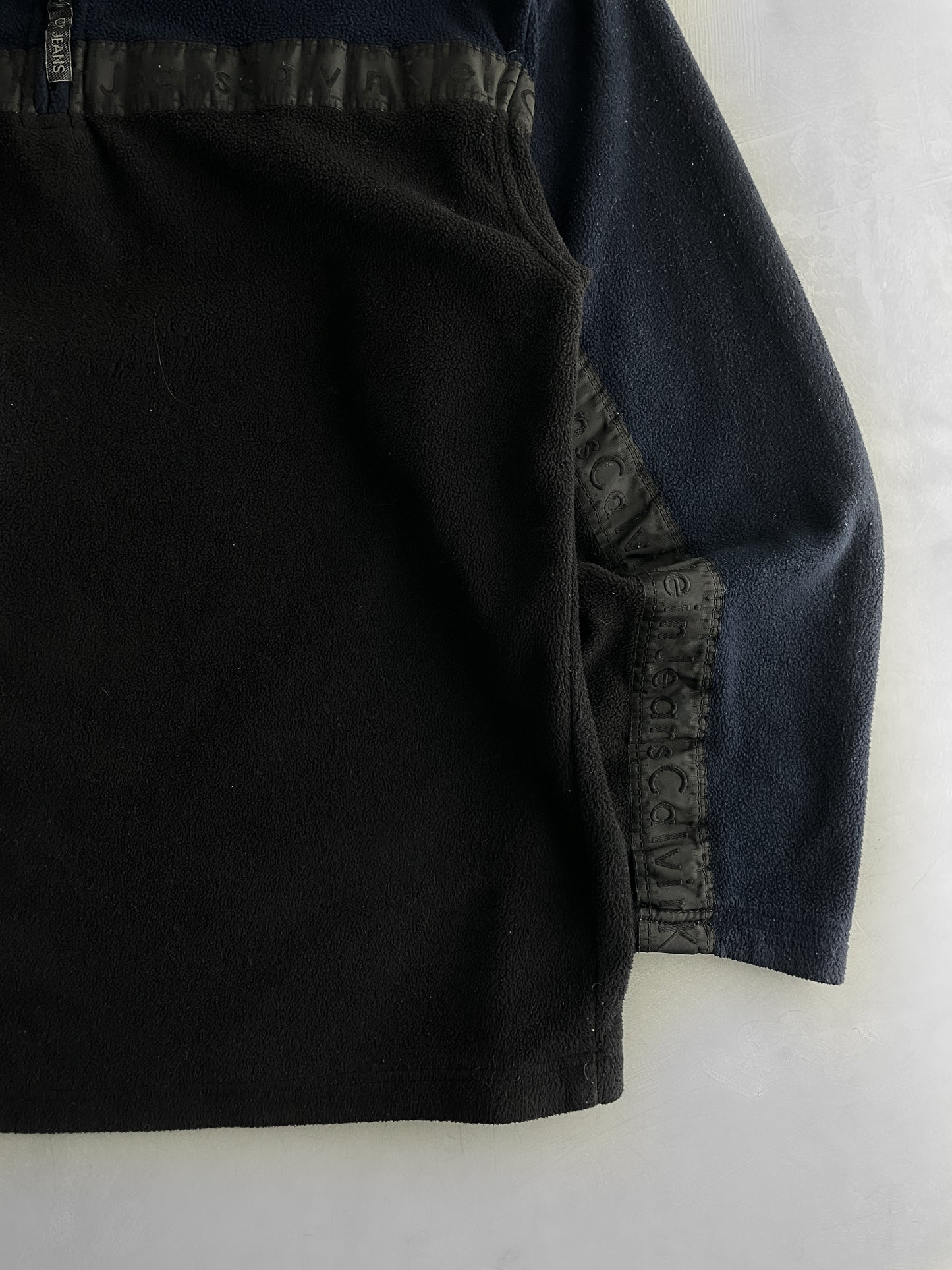 Calvin Klein Fleece Pullover [L]