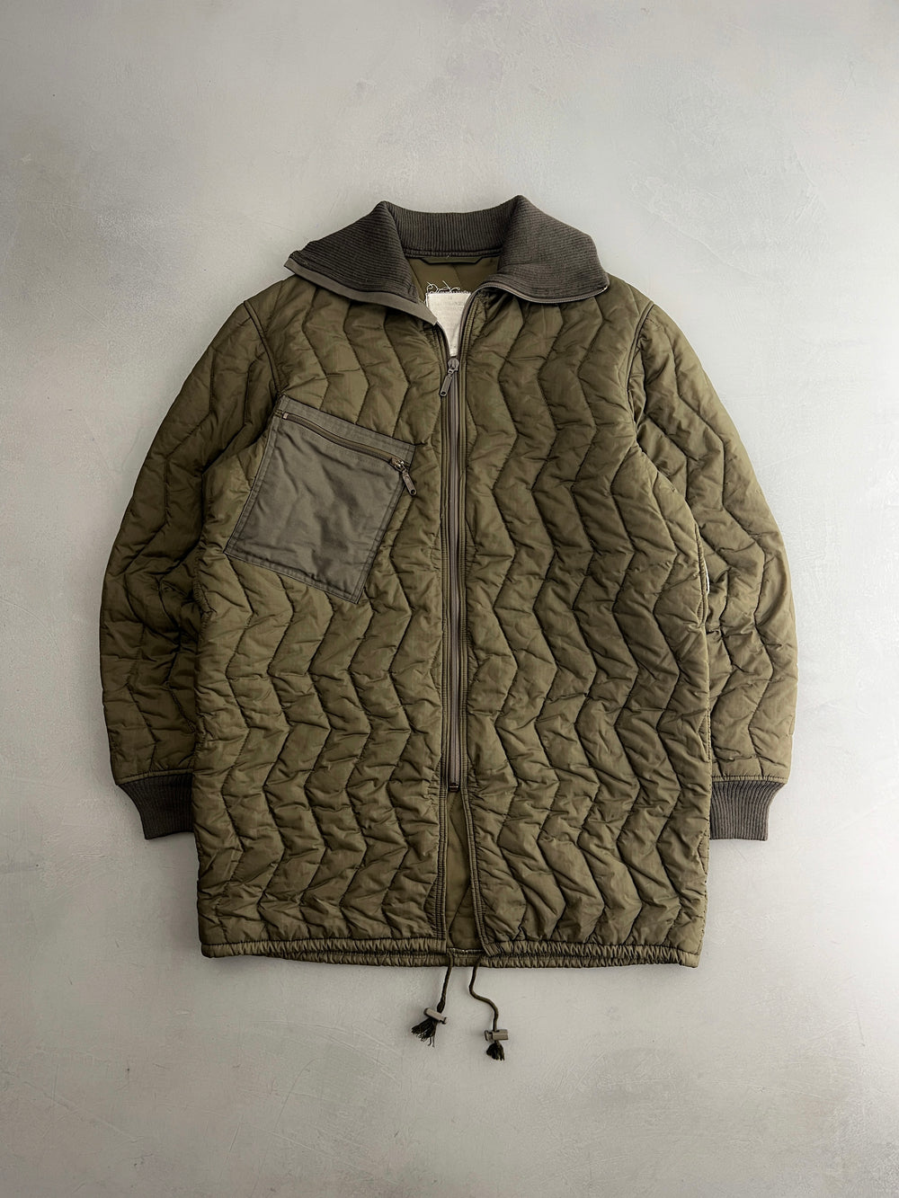 Eastern European Quilted Military Jacket [M/L]