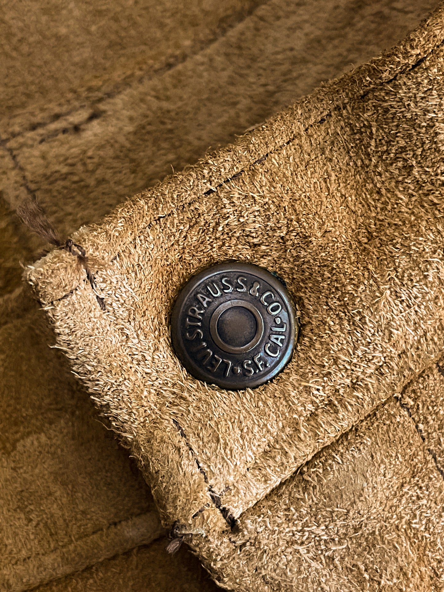 Levi's Big E Suede 646's [30"]