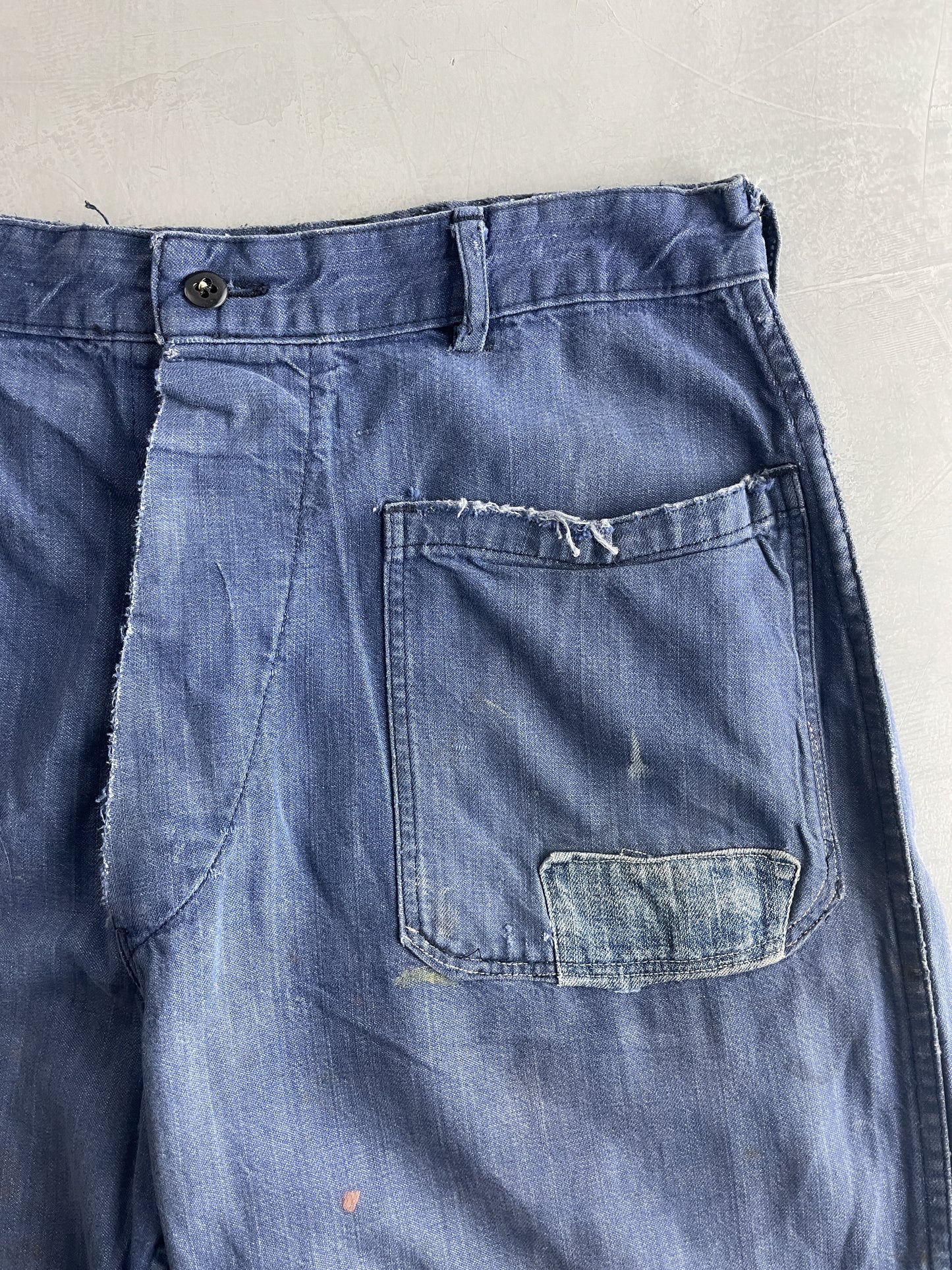 Thrashed Selvage Navy Shorts [33"]