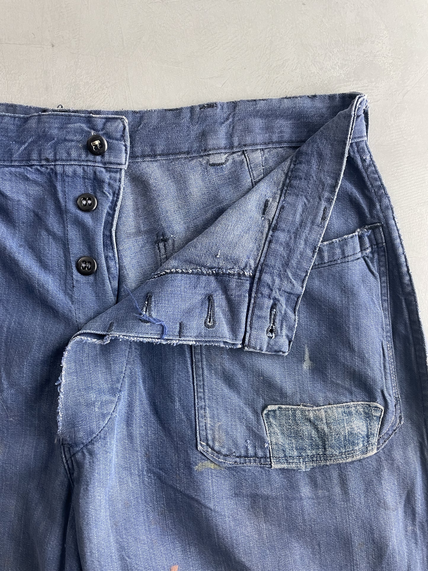 Thrashed Selvage Navy Shorts [33"]