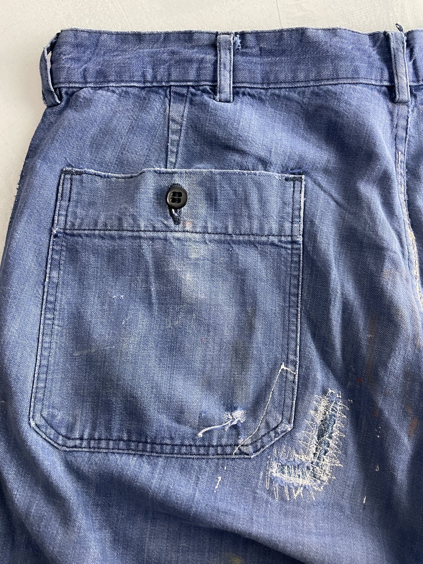 Thrashed Selvage Navy Shorts [33"]