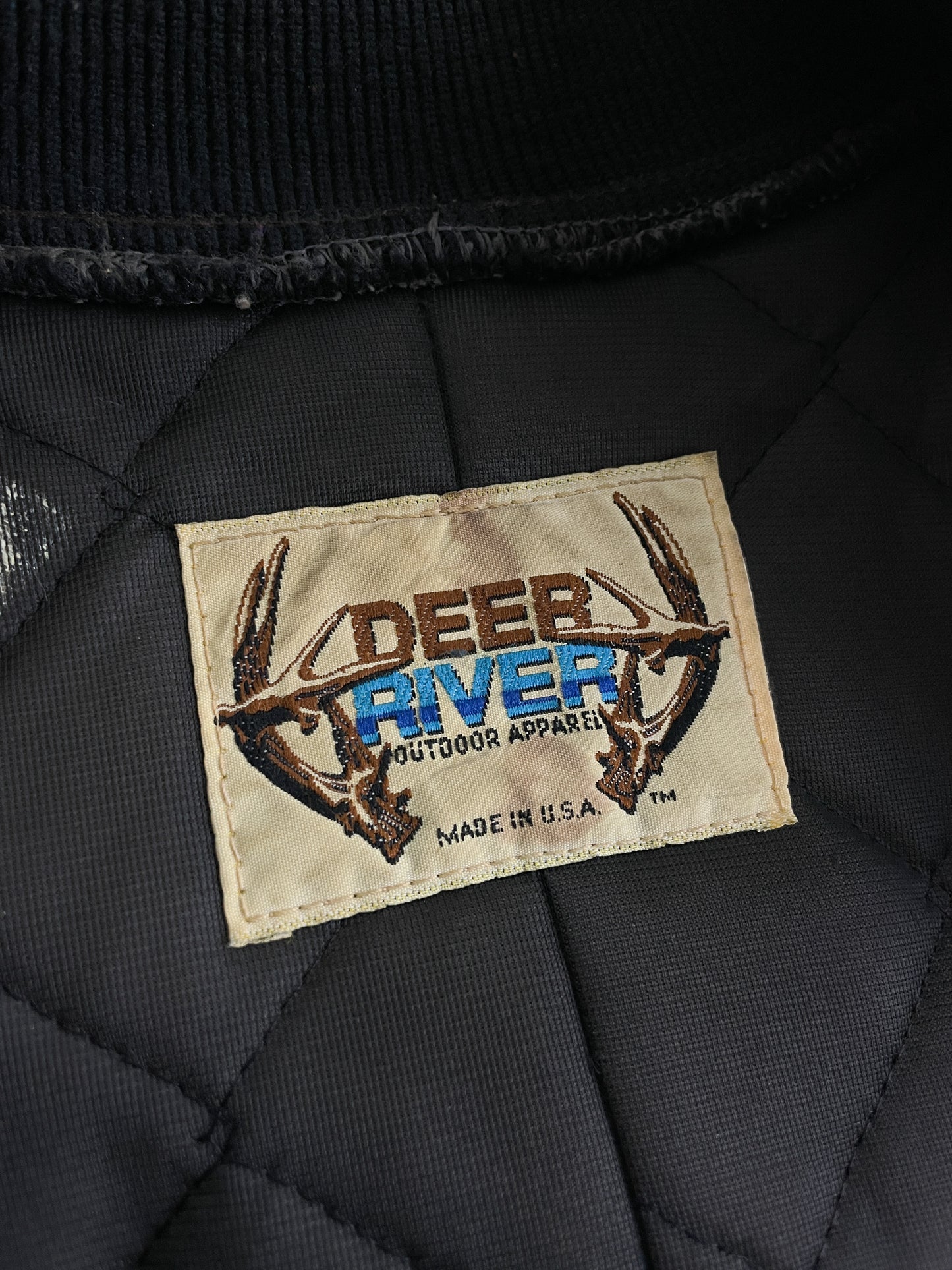 Deep River Camo Hunting Jacket [XL]