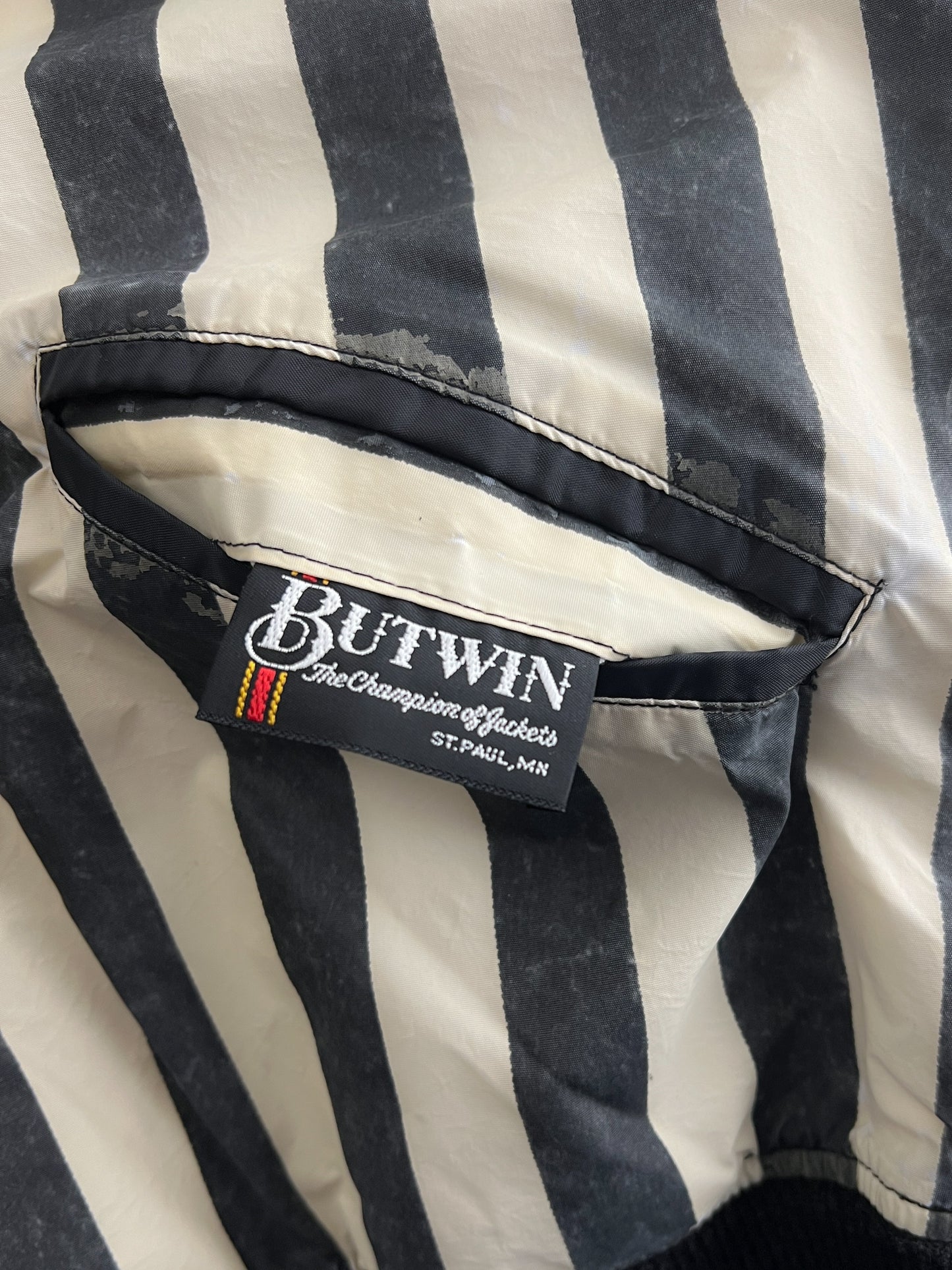 Reversible Butwin Umpire Jacket [L]