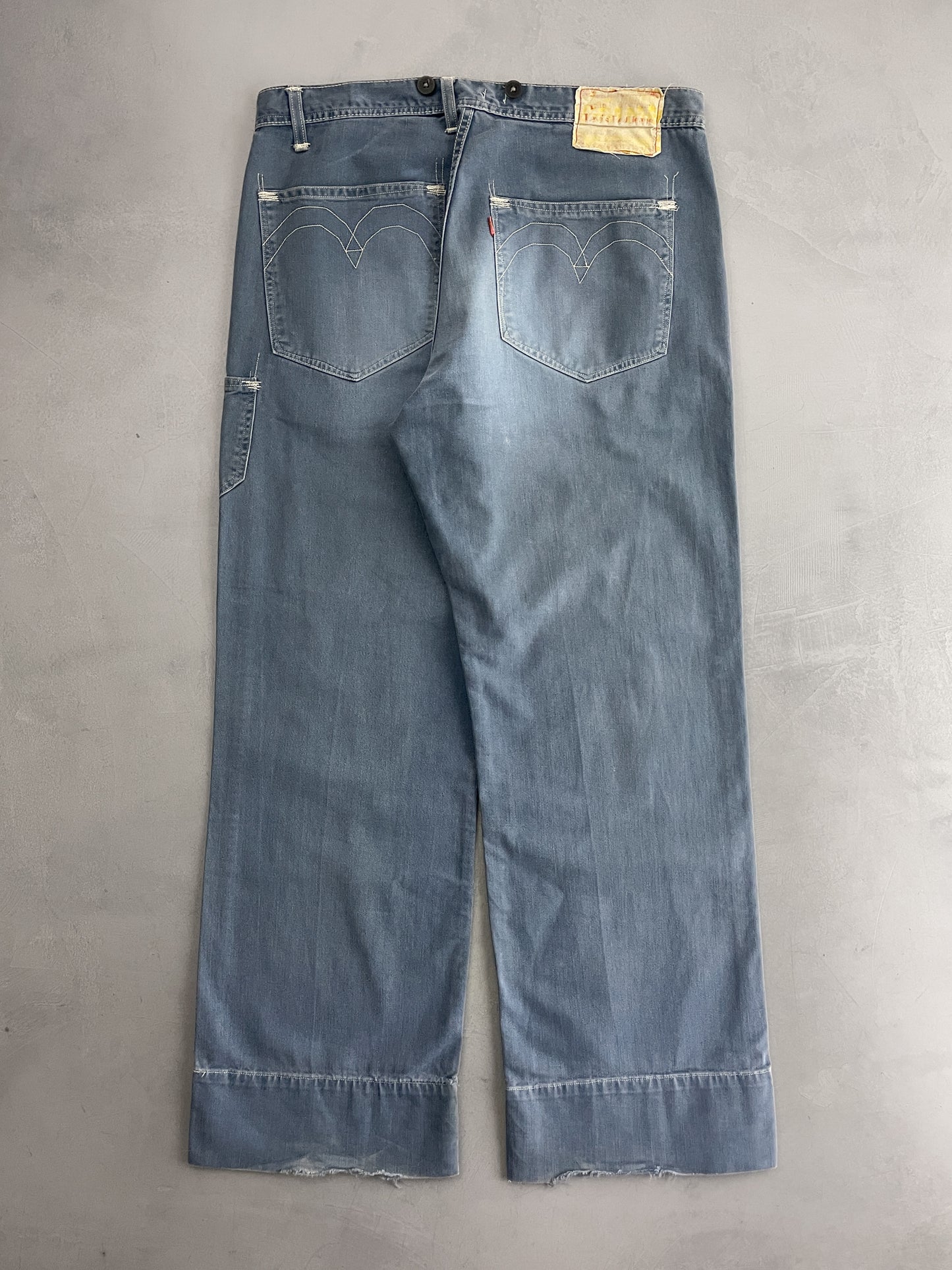 Faded Levi's Red Jeans [32"]