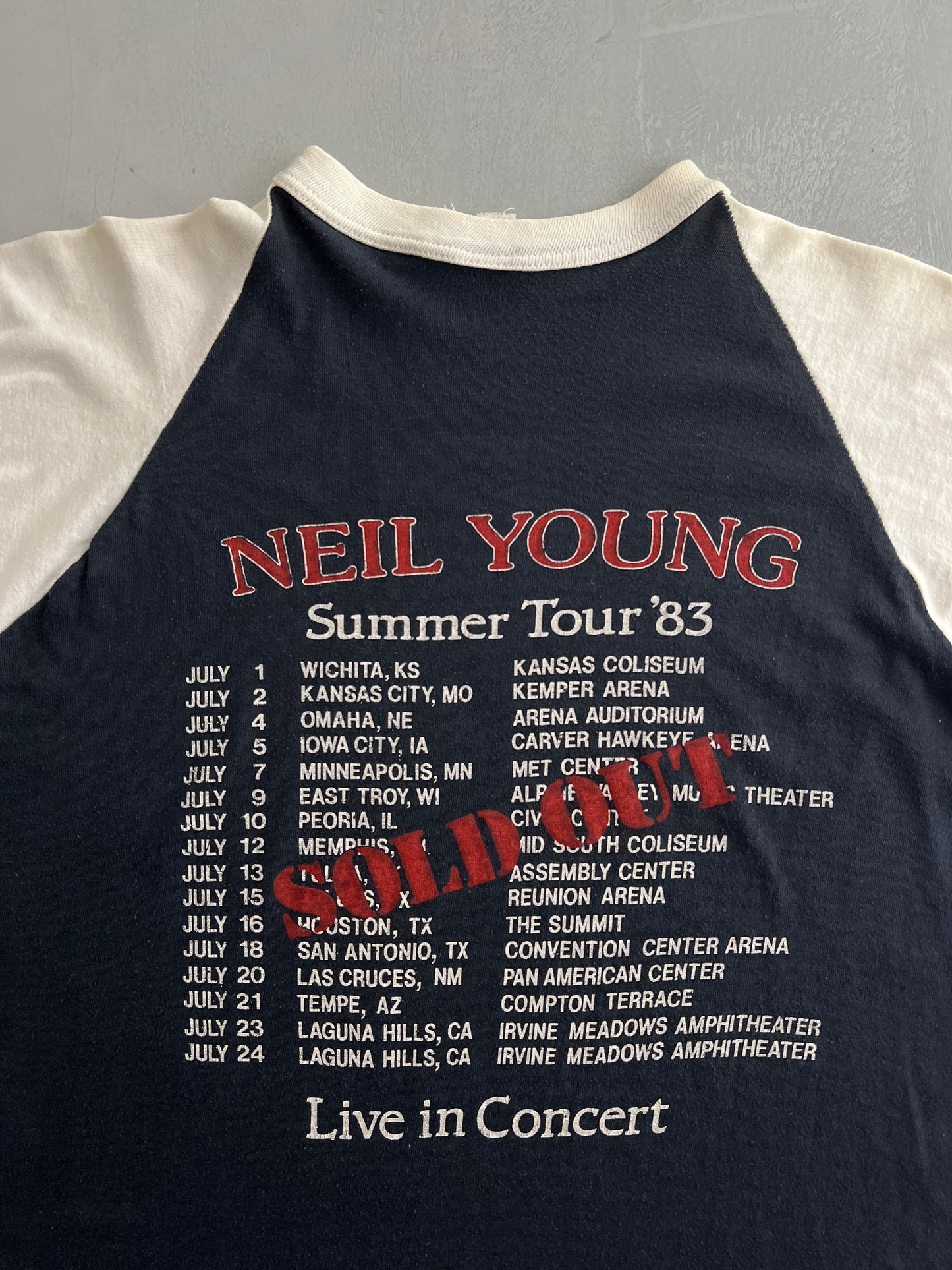 '83 Neil Young 'Everybody Rockin' Tour Raglan [S/M]